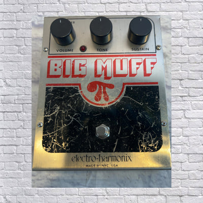 Electro-Harmonix Big Muff Pi V9 Fuzz Pedal