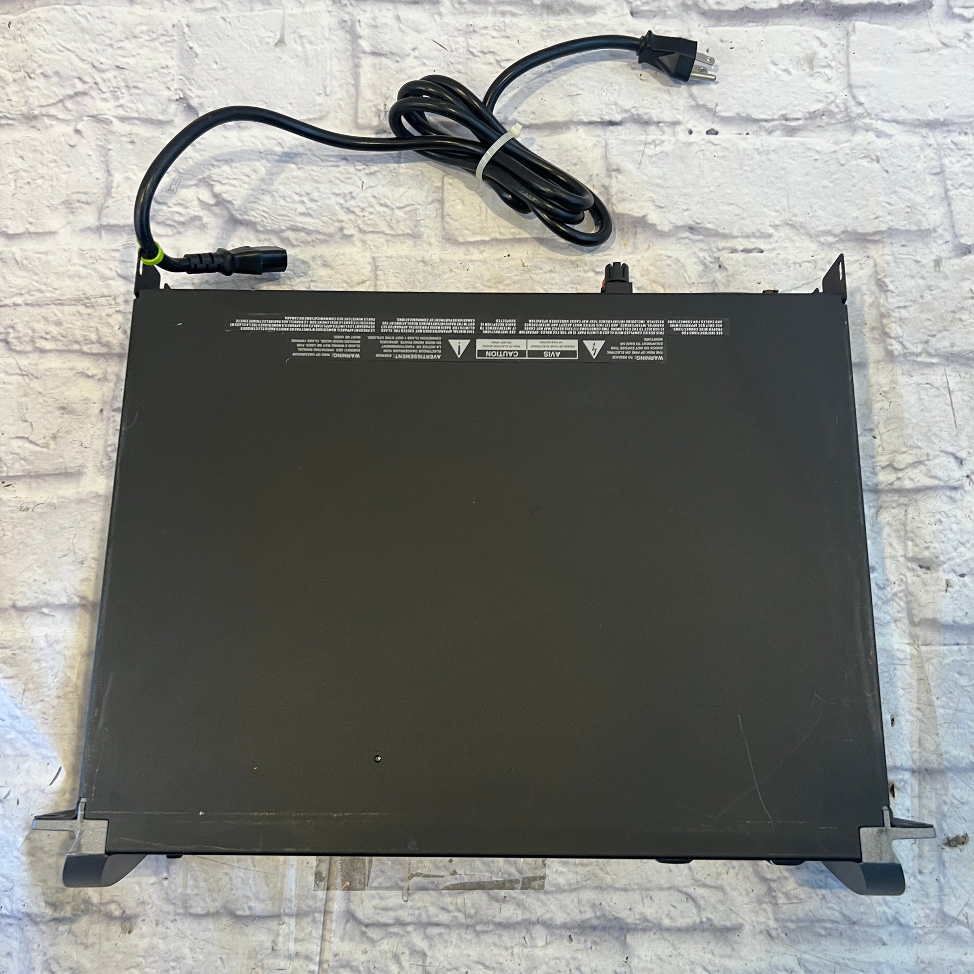 QSC PLX2402 2400 Watt 2-Channel Power Amp