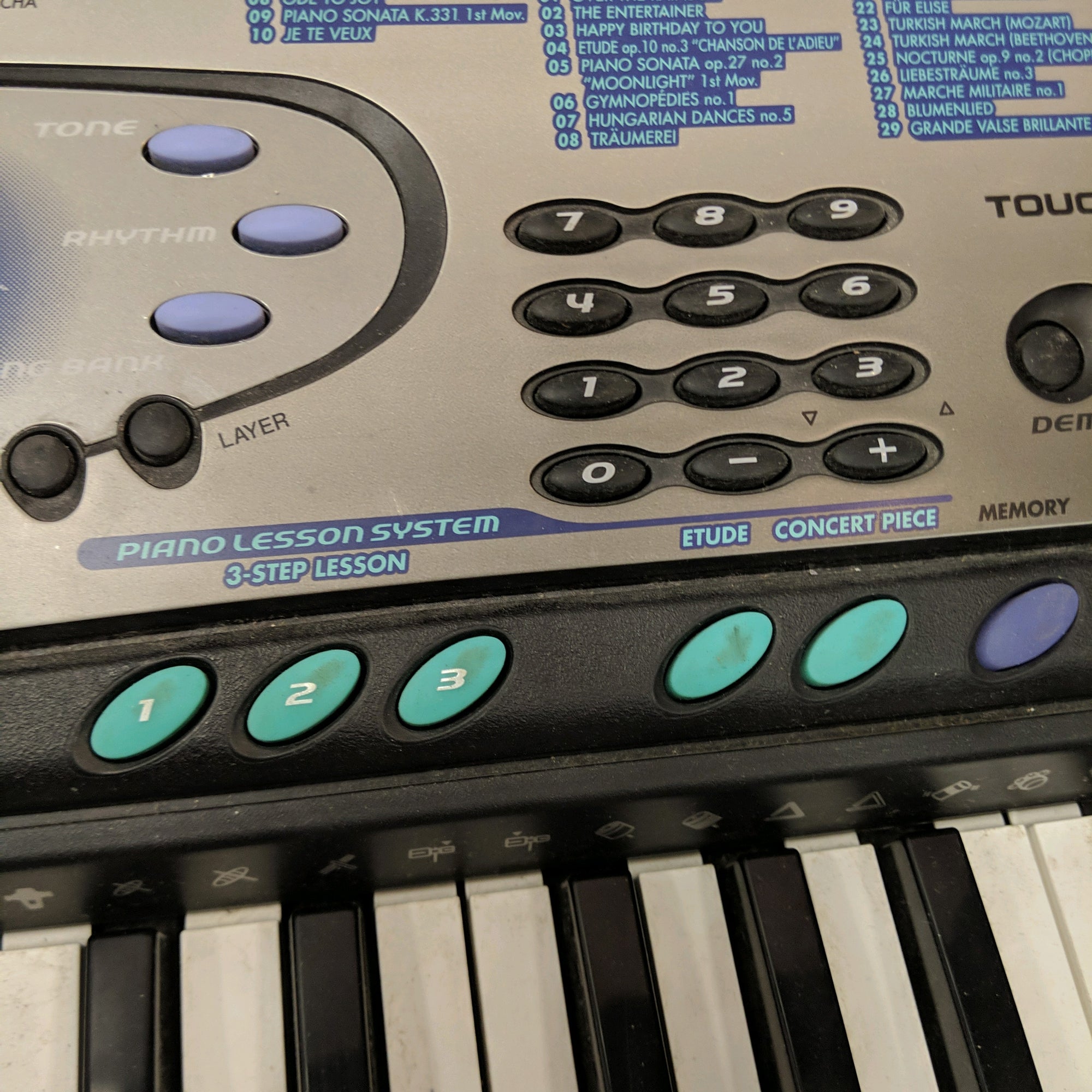 Casio CTK-571 61-Key Electronic Keyboard