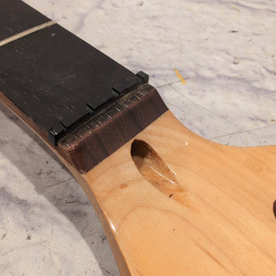 Focus by Kramer 420S Bass Neck