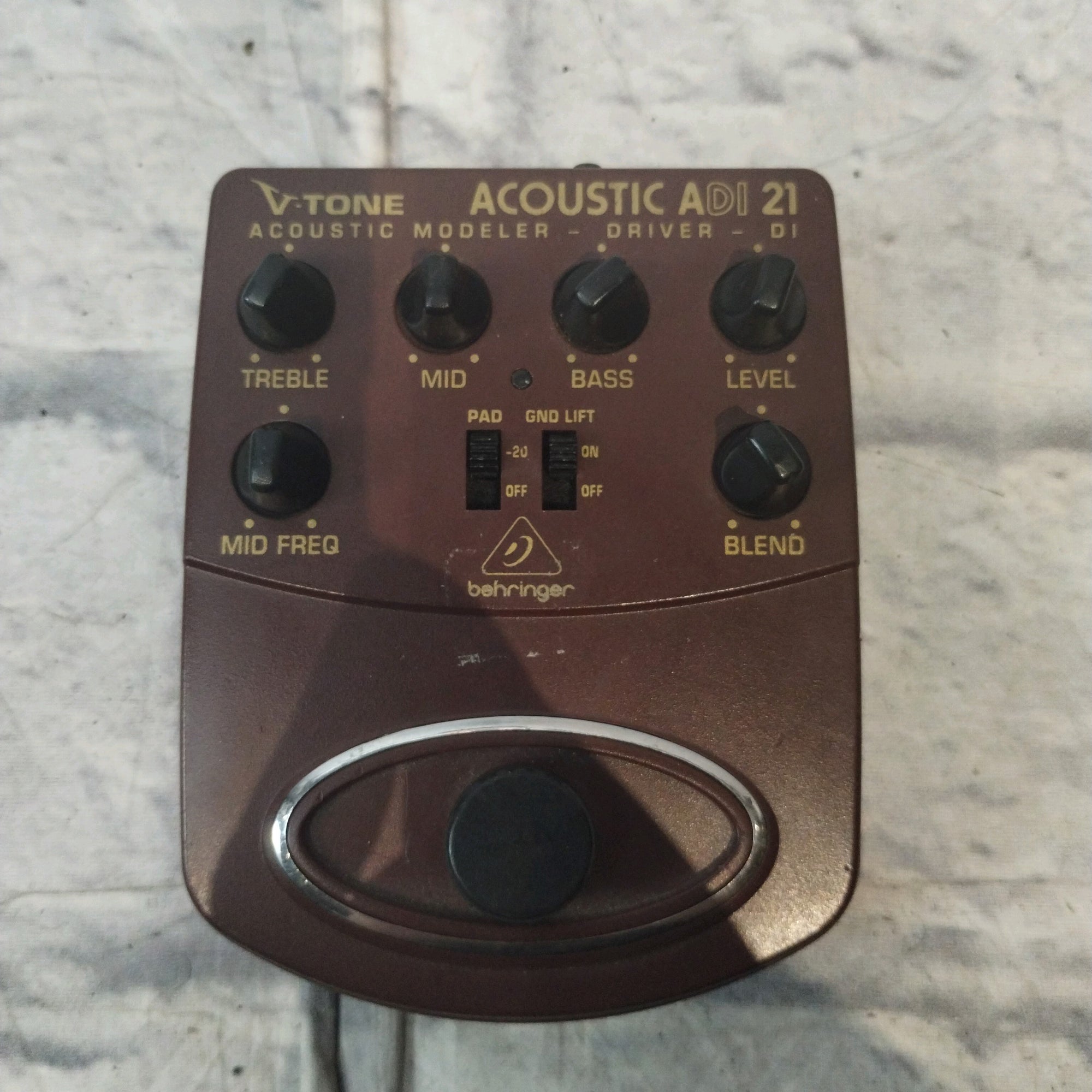 Behringer V-Tone Acoustic ADI21