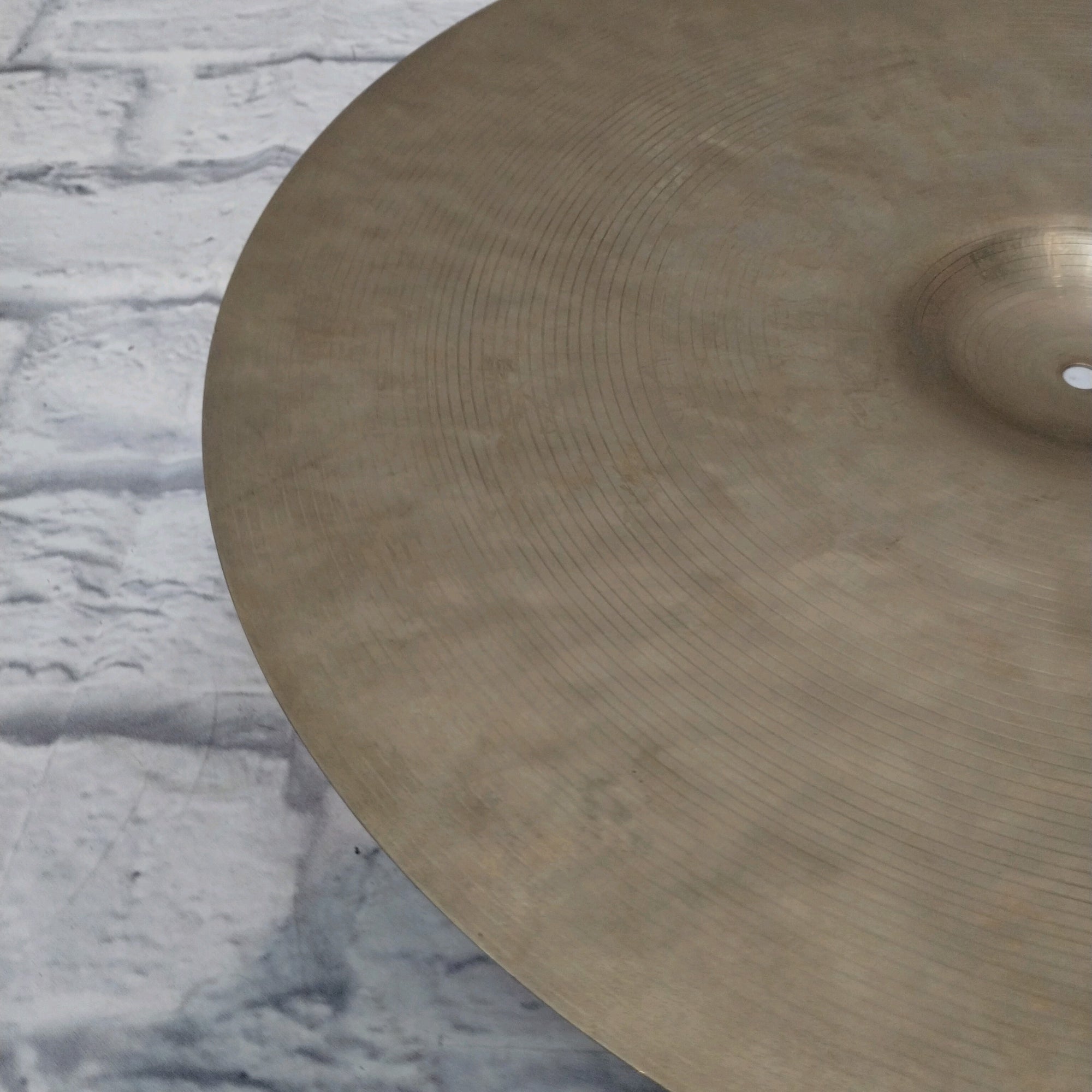 Wuhan 24" Medium Thin Crash Cymbal