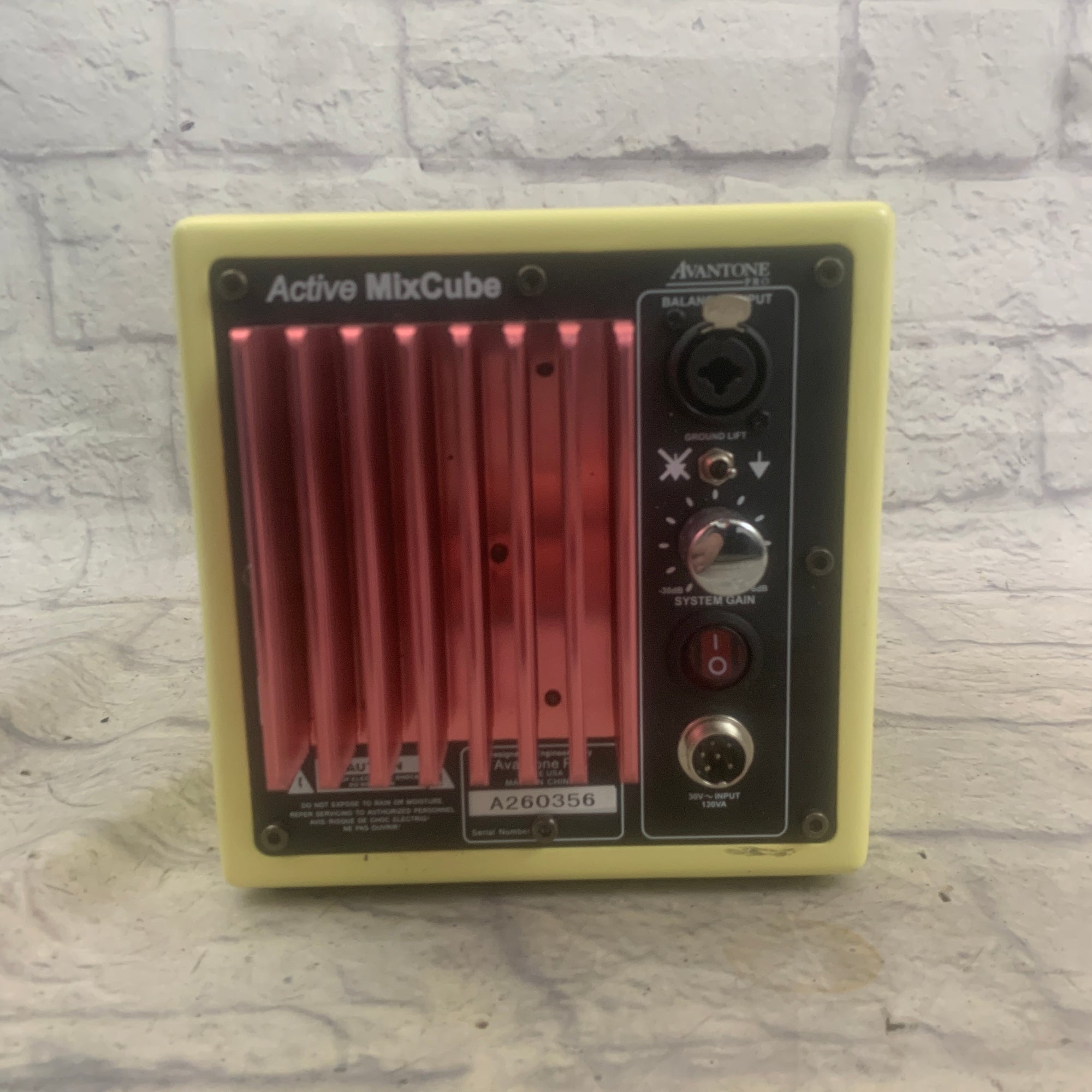 Avantone Mixcube