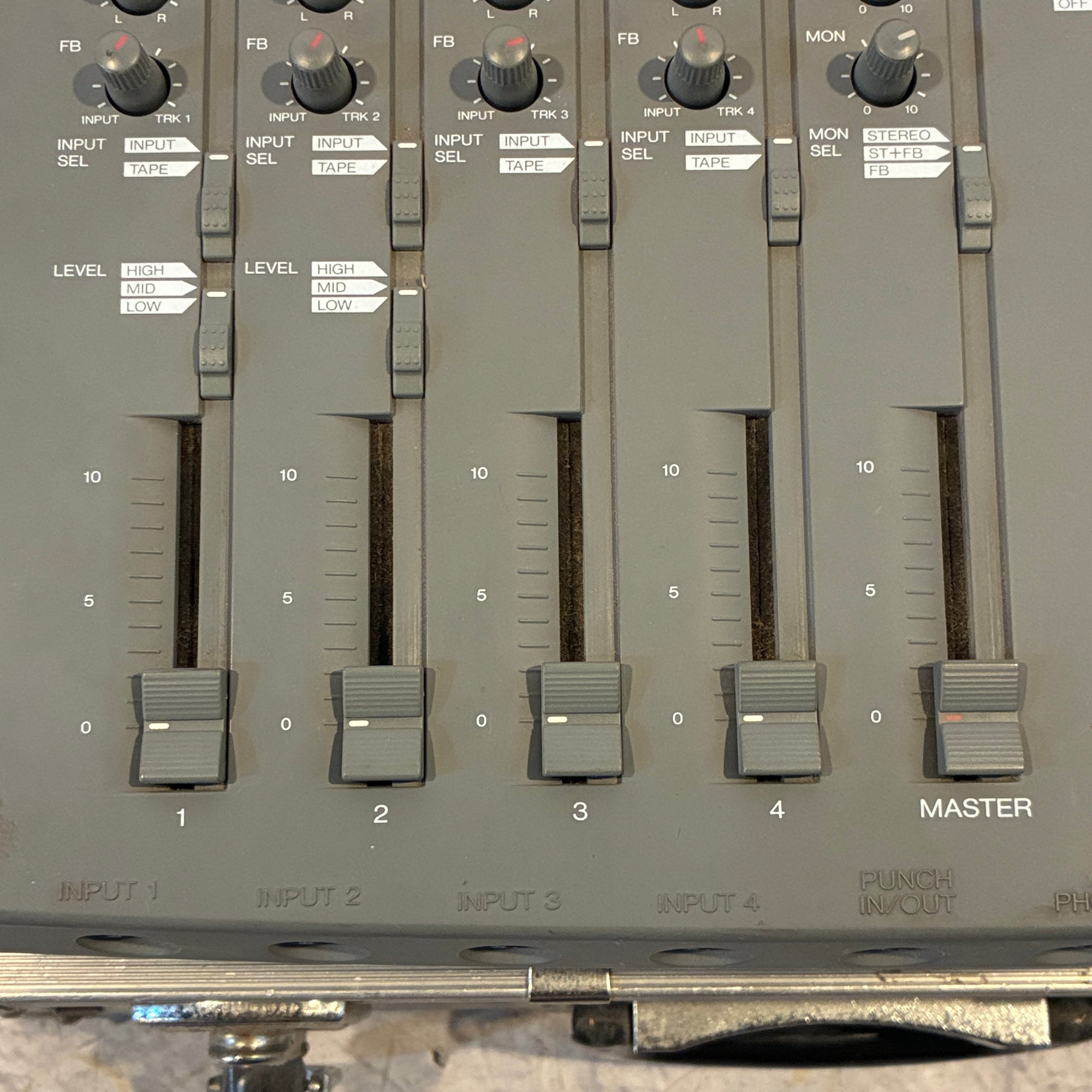 Fostex XR-5 Cassette Multitrack Recorder with Case