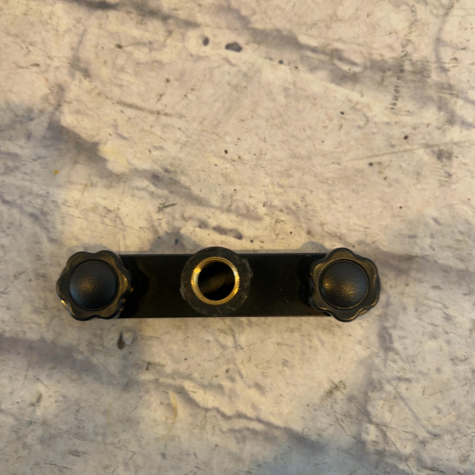 Unknown Stereo Microphone Mount