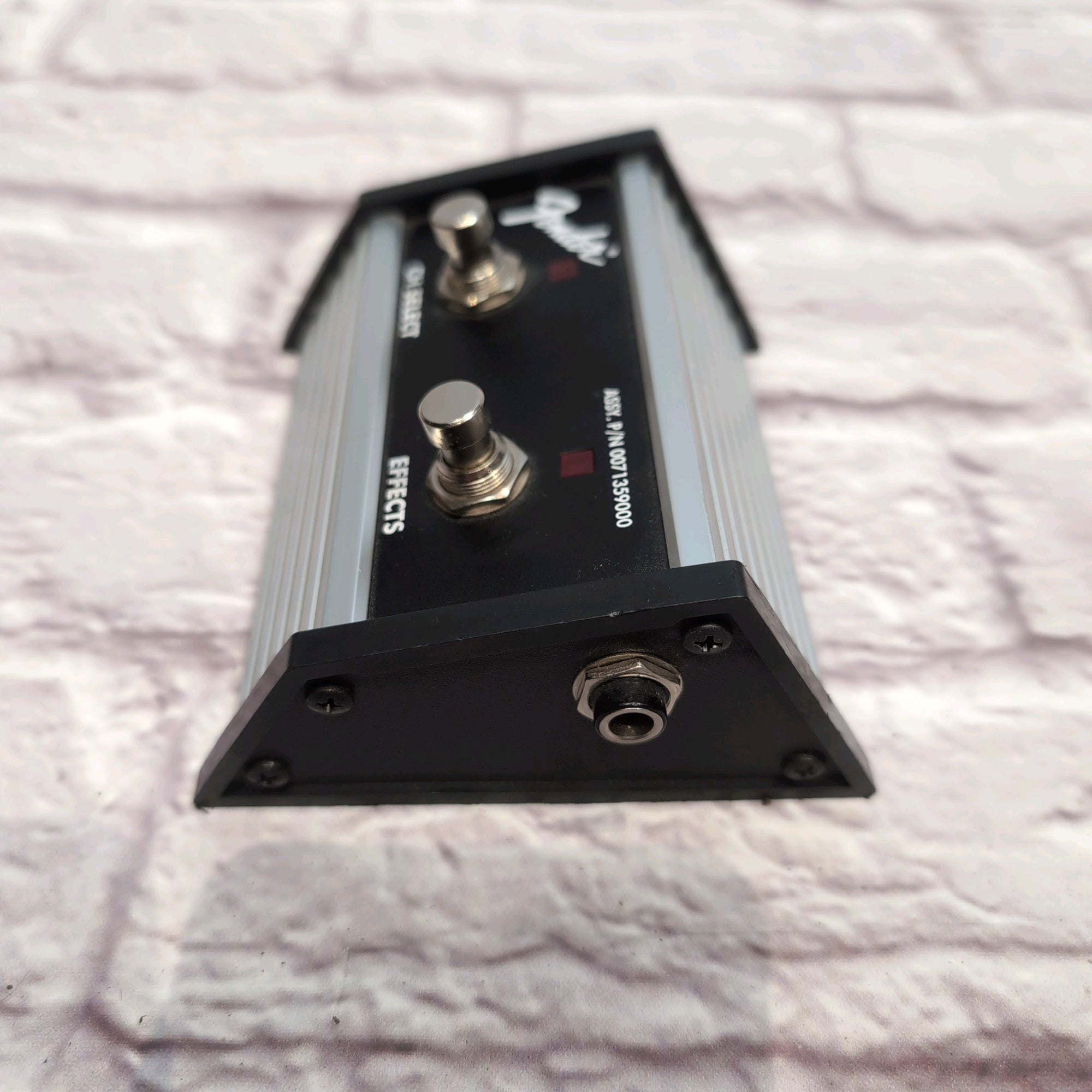 Fender 2-Button Footswitch Channel Select / Effects On-Off