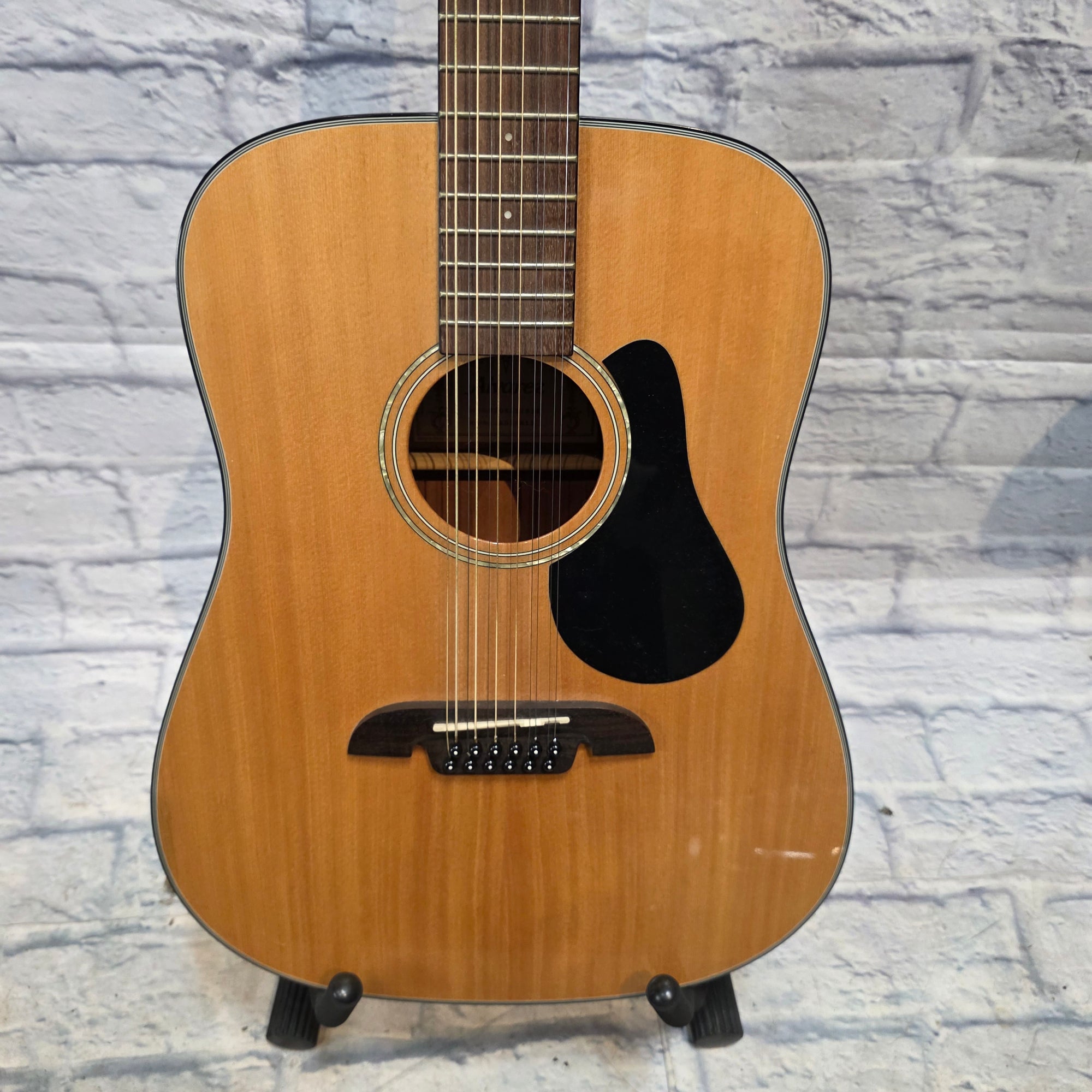 Alvarez RD20S12 Regent Dreadnought 12 String Acoustic Guitar With Case
