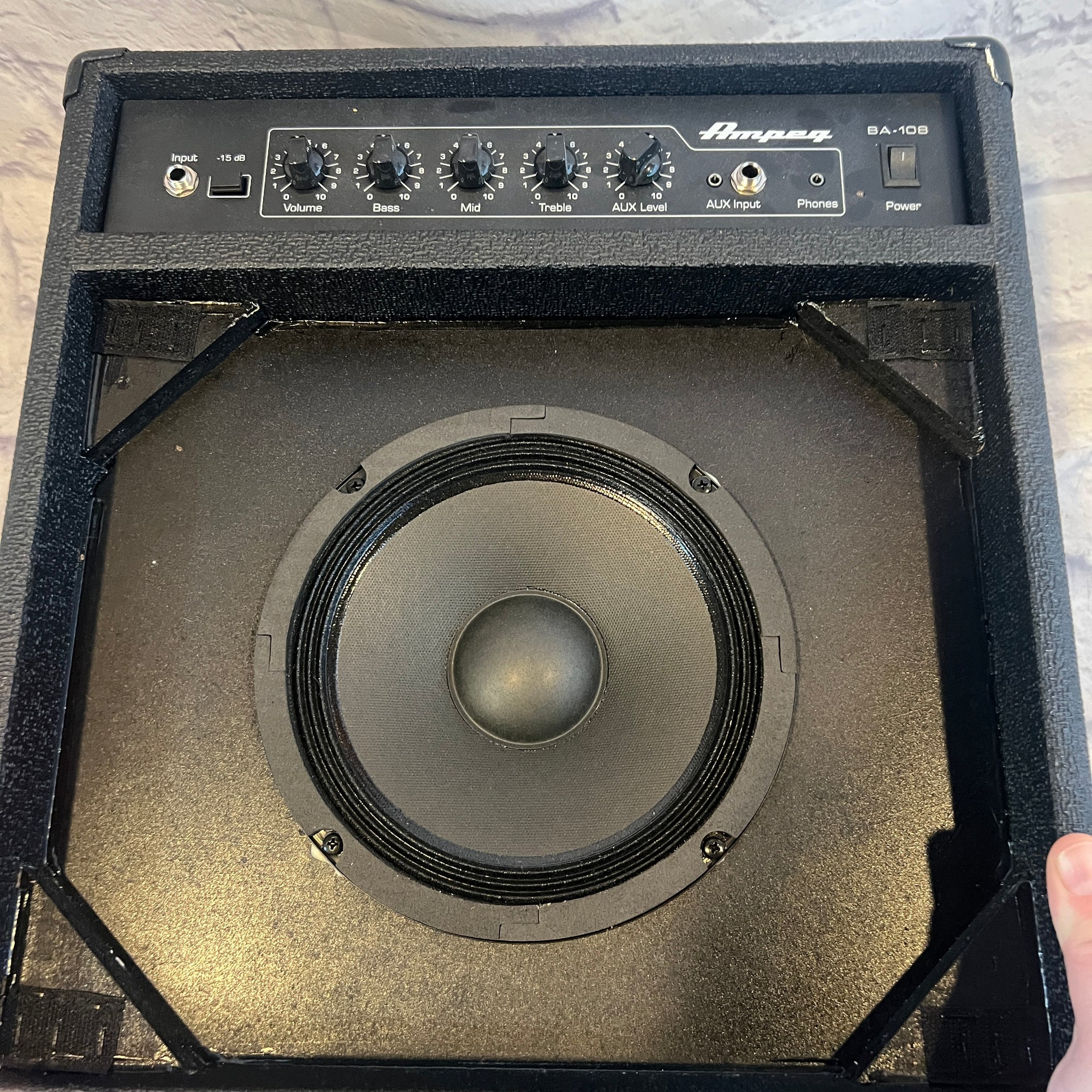 Ampeg BA-108 Bass Guitar Combo Amp
