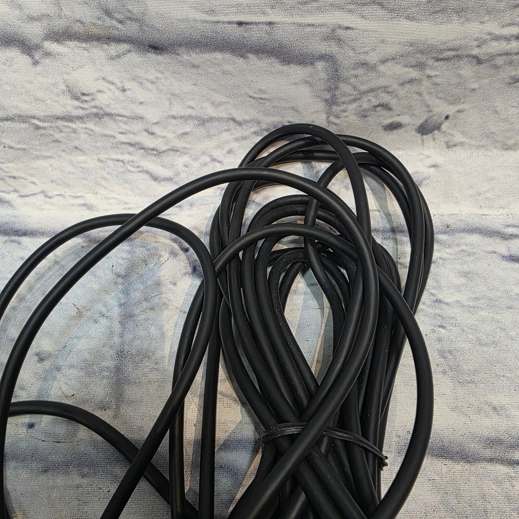 Unknown  Mini DIN 6-Pin Cable ( 20 feet)