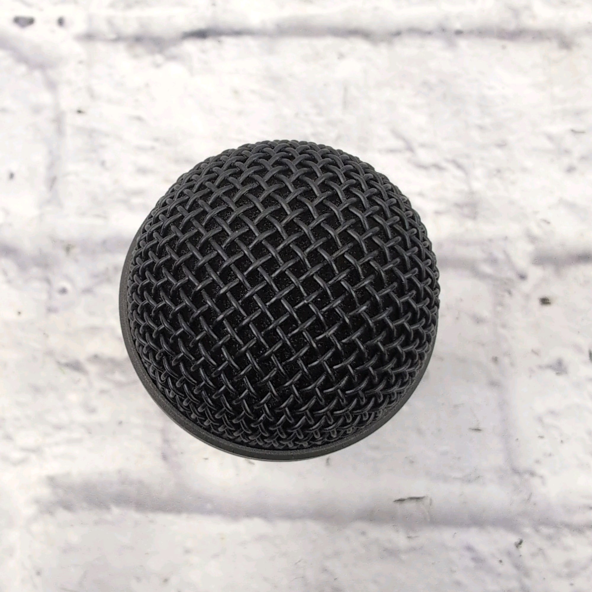 AKG D590S Dynamic Vocal Microphone with Switch