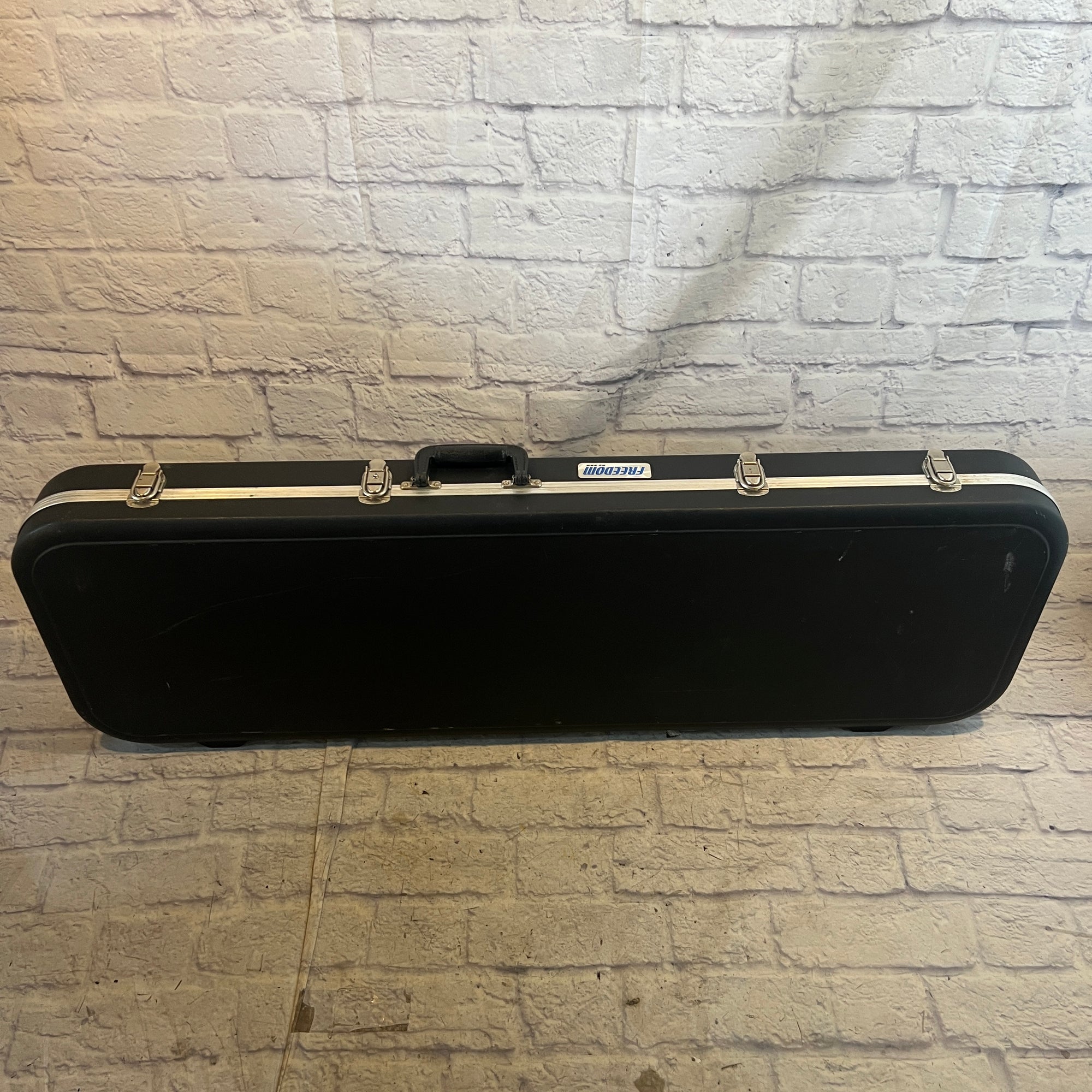 SKB Freedom Molded Bass Hard Case