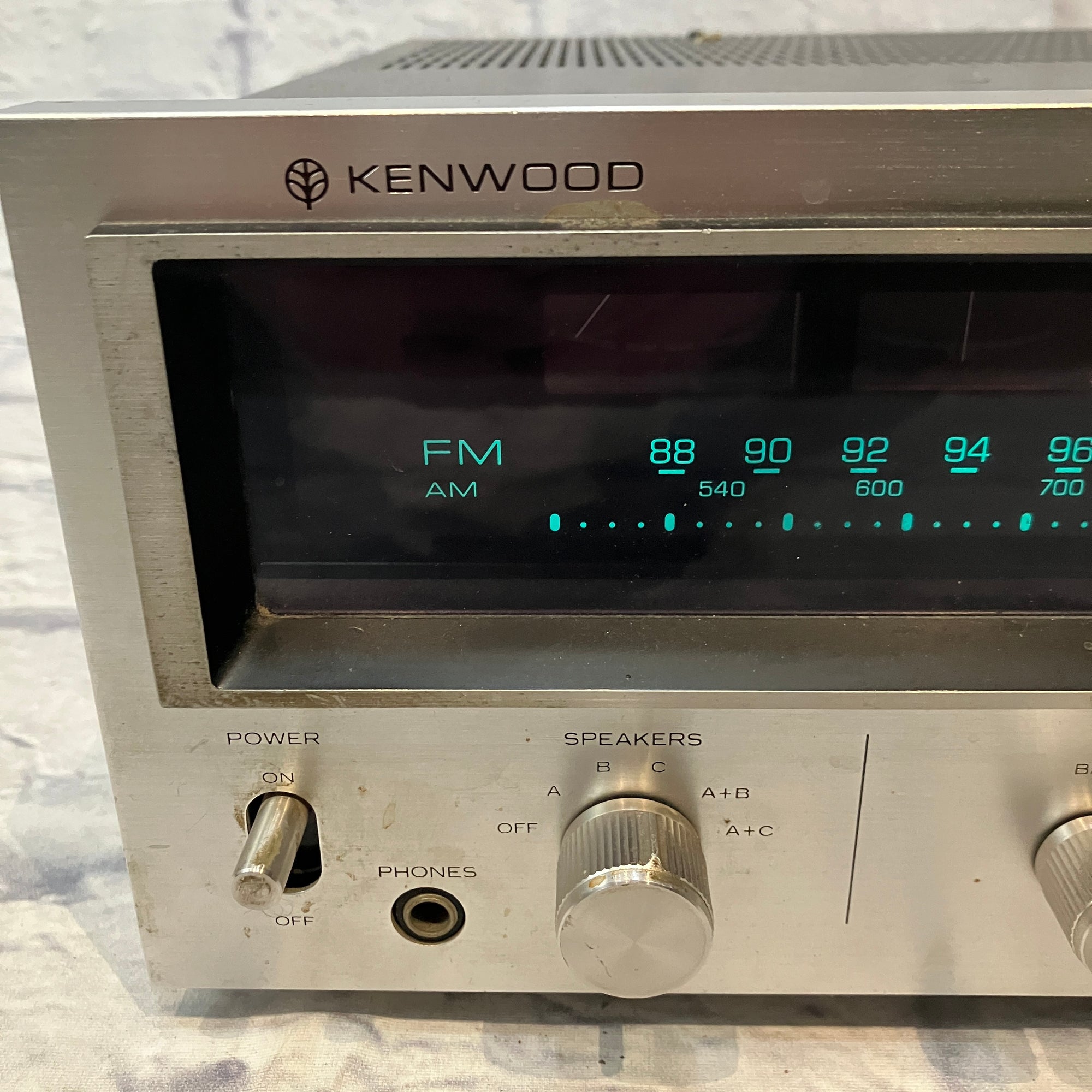 Kenwood KR-6400 Stereo Receiver - AS IS