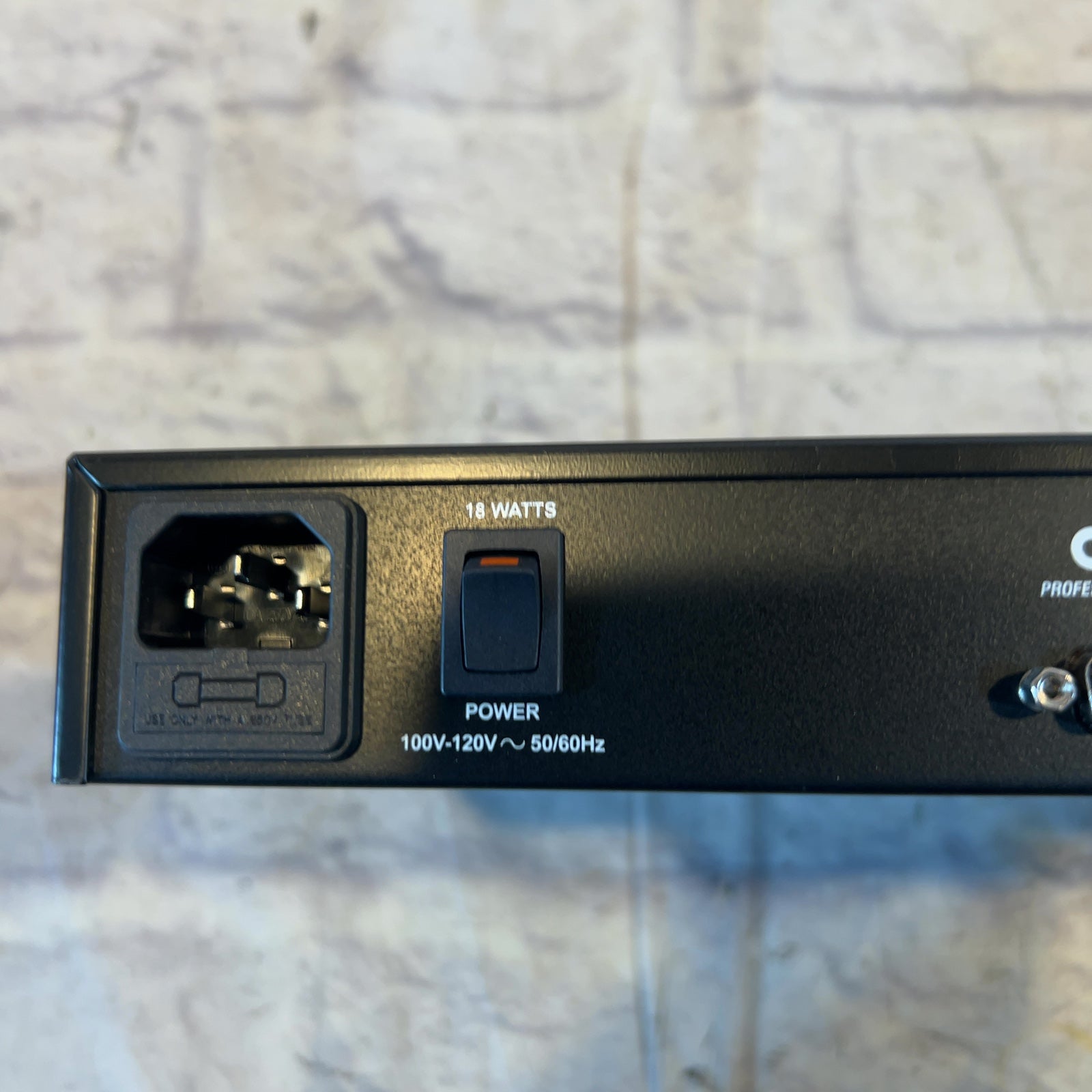 DBX Driverack 260 Loudspeaker Management System