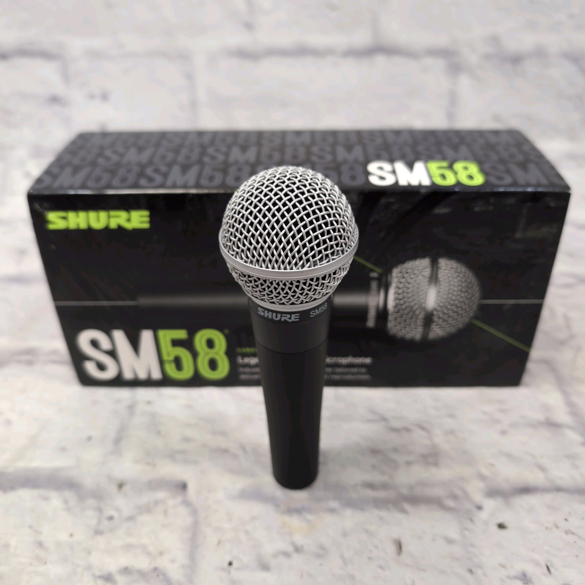 Shure SM58 Dynamic Vocal Microphone