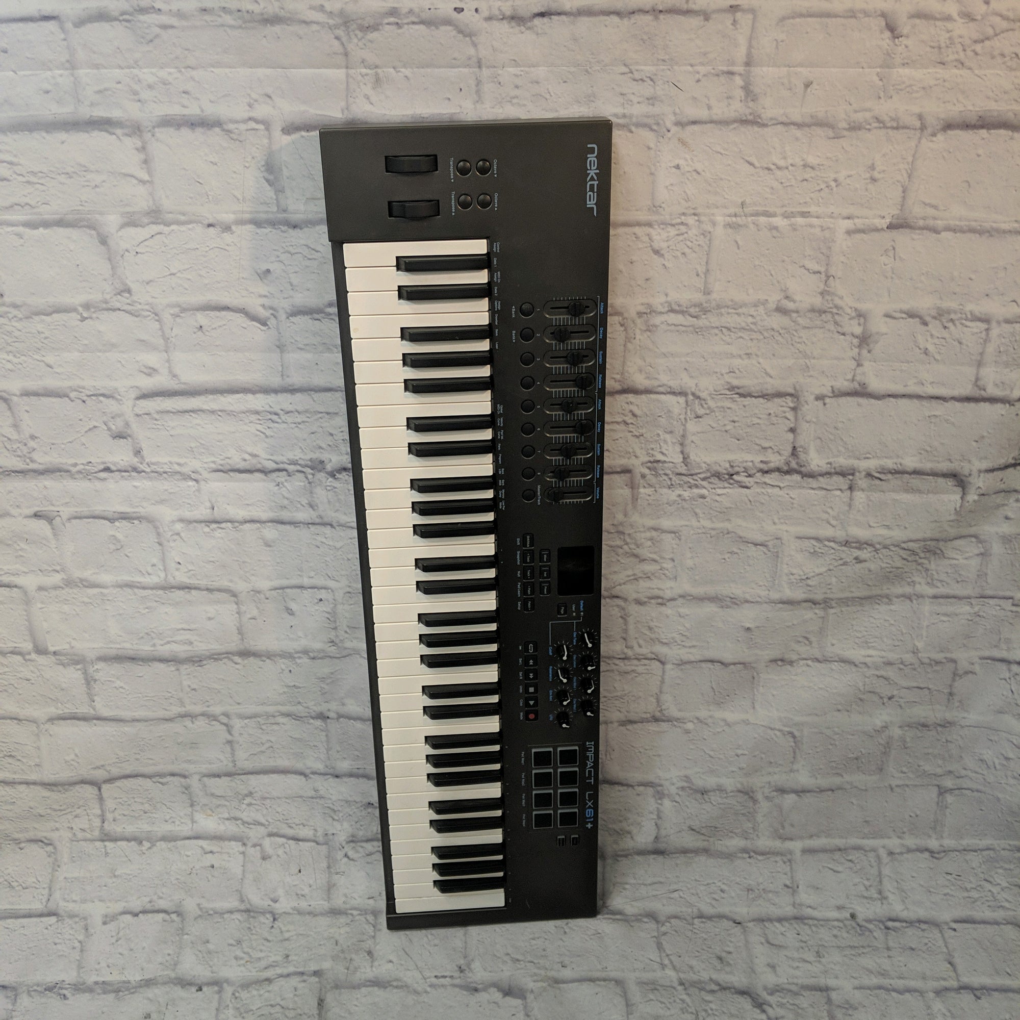 Nektar Impact LX61+ 61-Key USB MIDI Controller