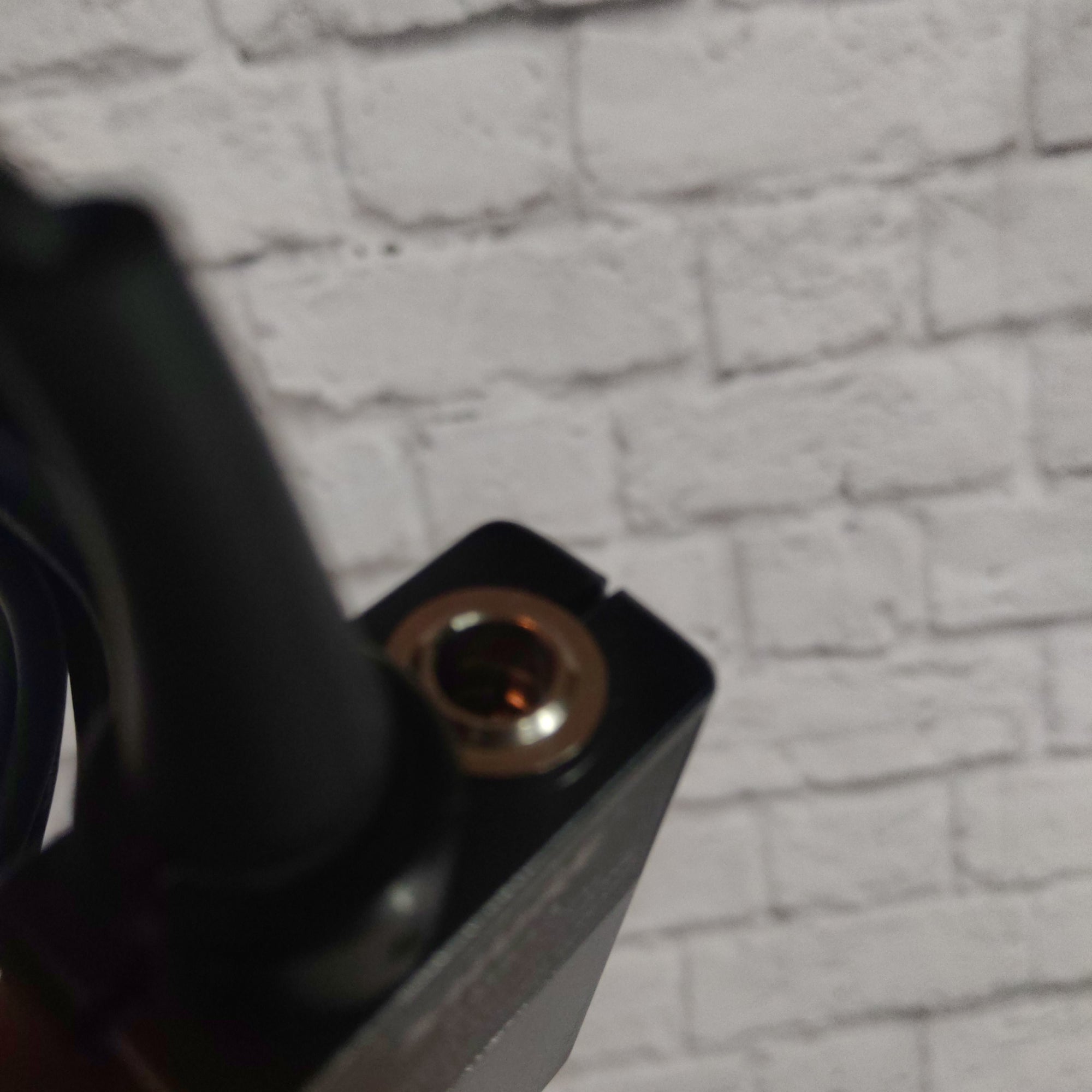 Shure SM84A Wireless Lavalier Microphone System