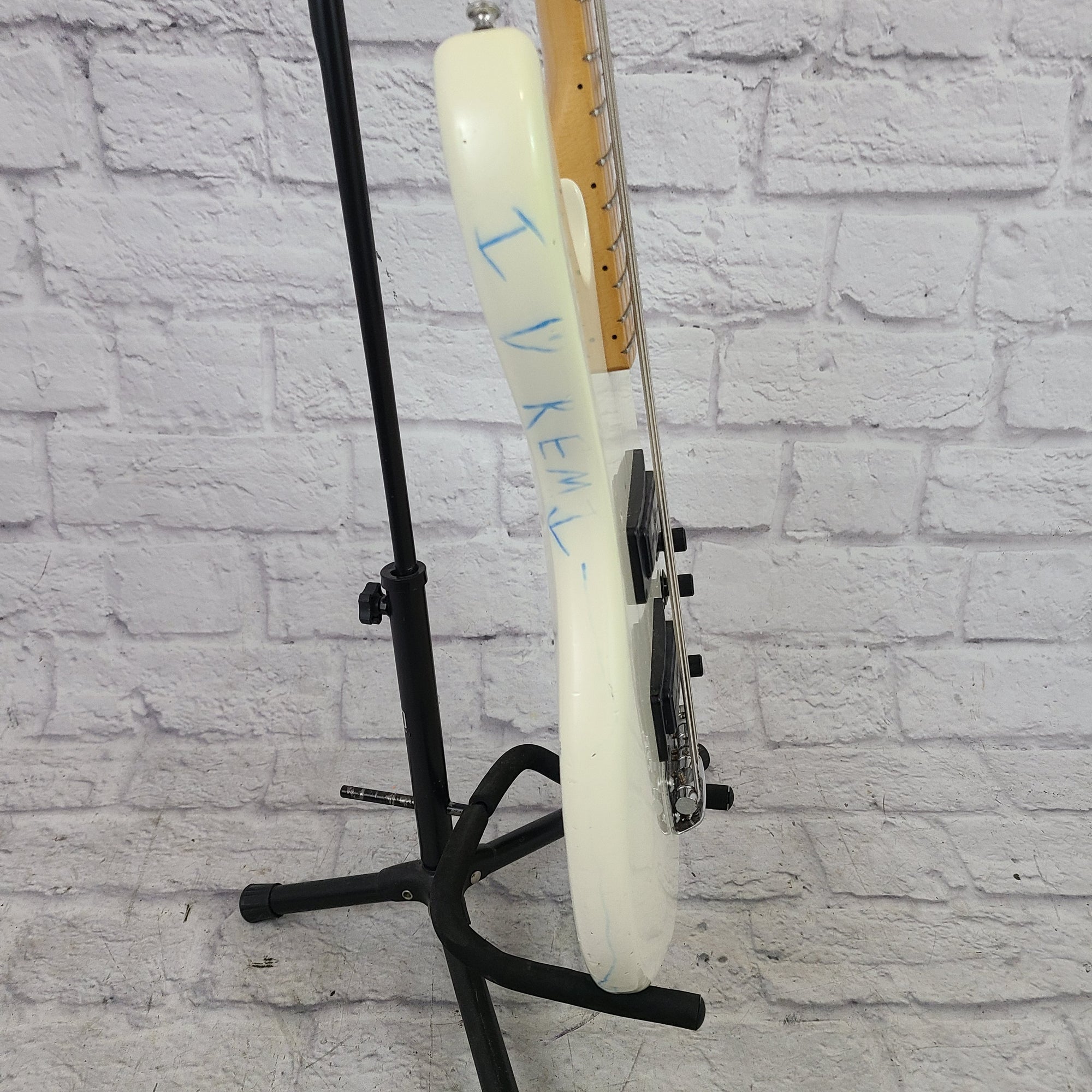 Peavey Foundation 4 String Bass Guitar