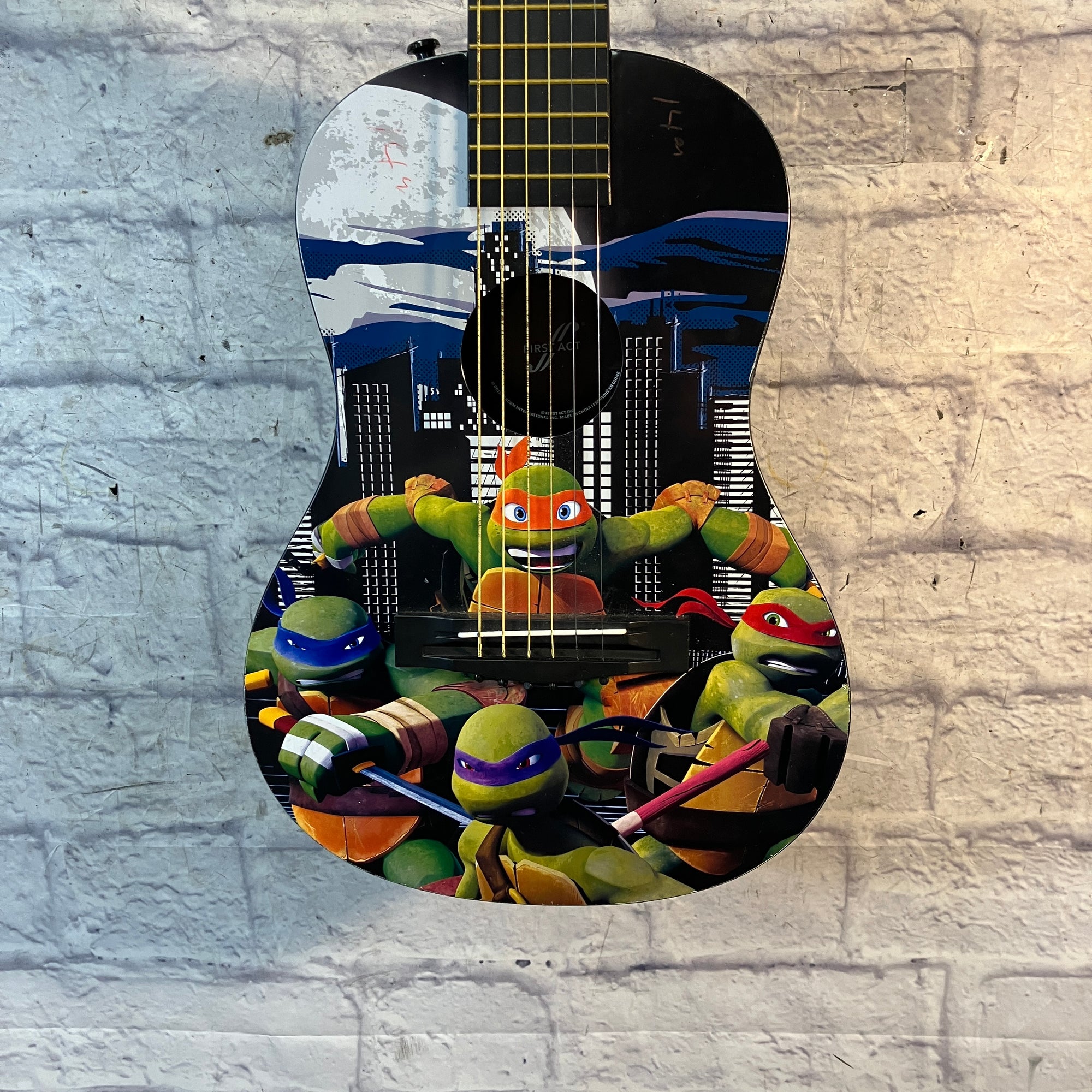 First Act Ninja Turtles Acoustic Guitar  Acoustic Guitar