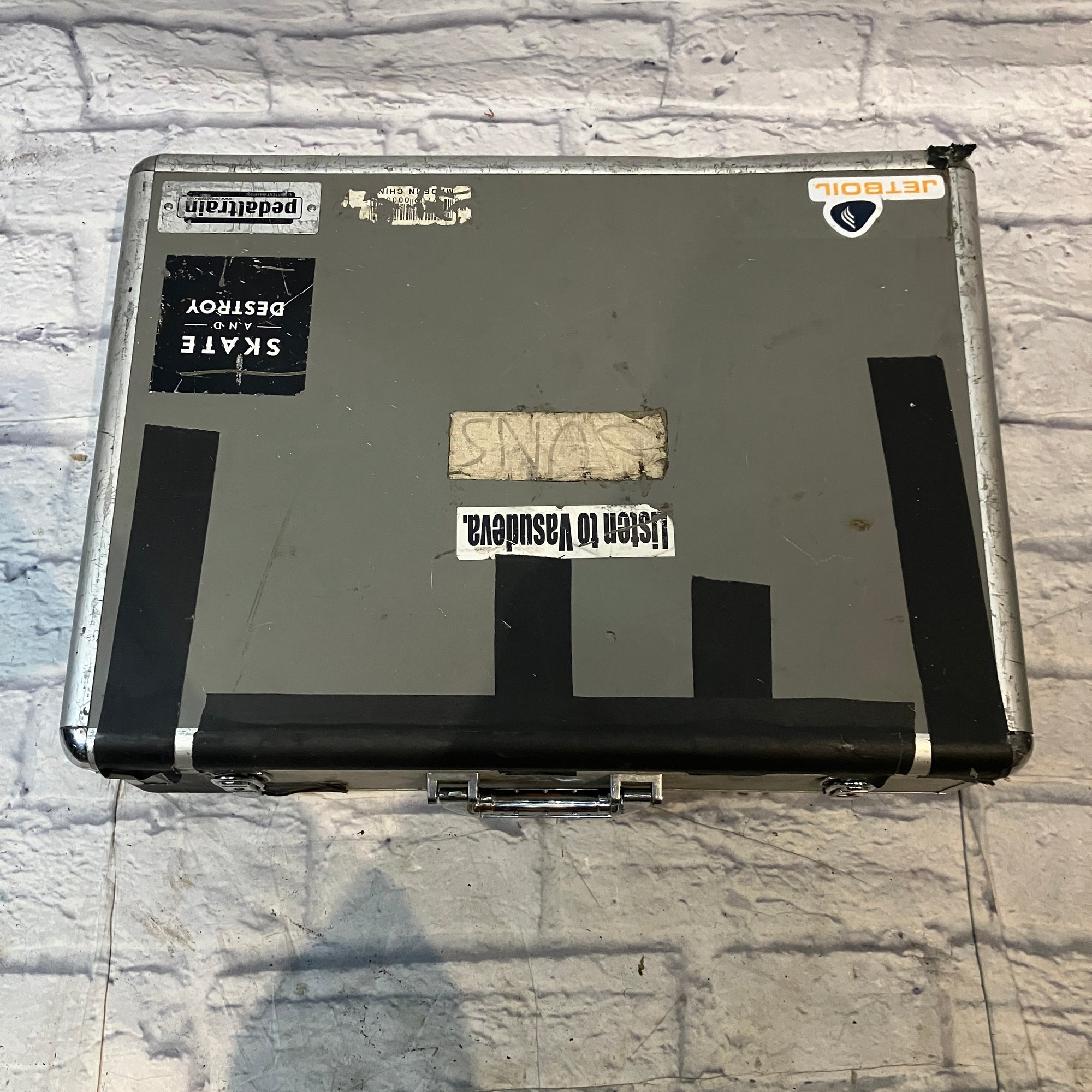 Unknown Pedal / Gear Case