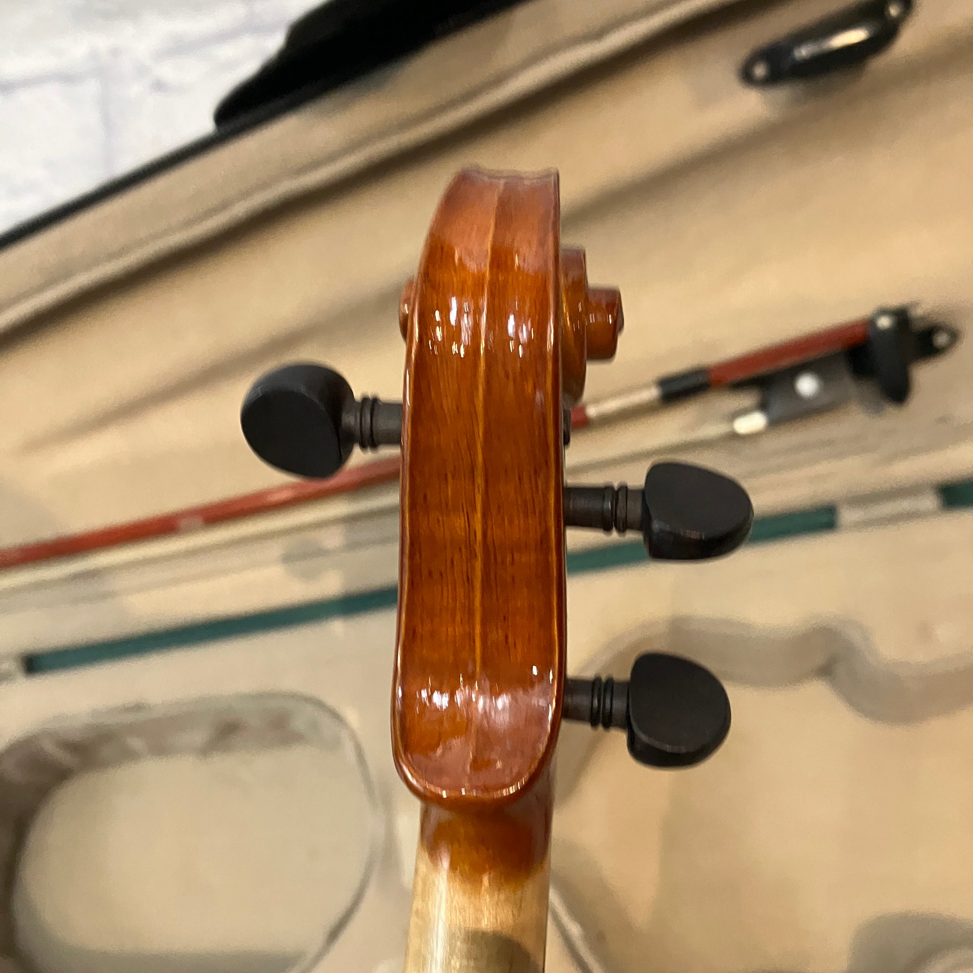 Palatino VN-450 1/10 Size Violin w/ Case and Bow - AS IS