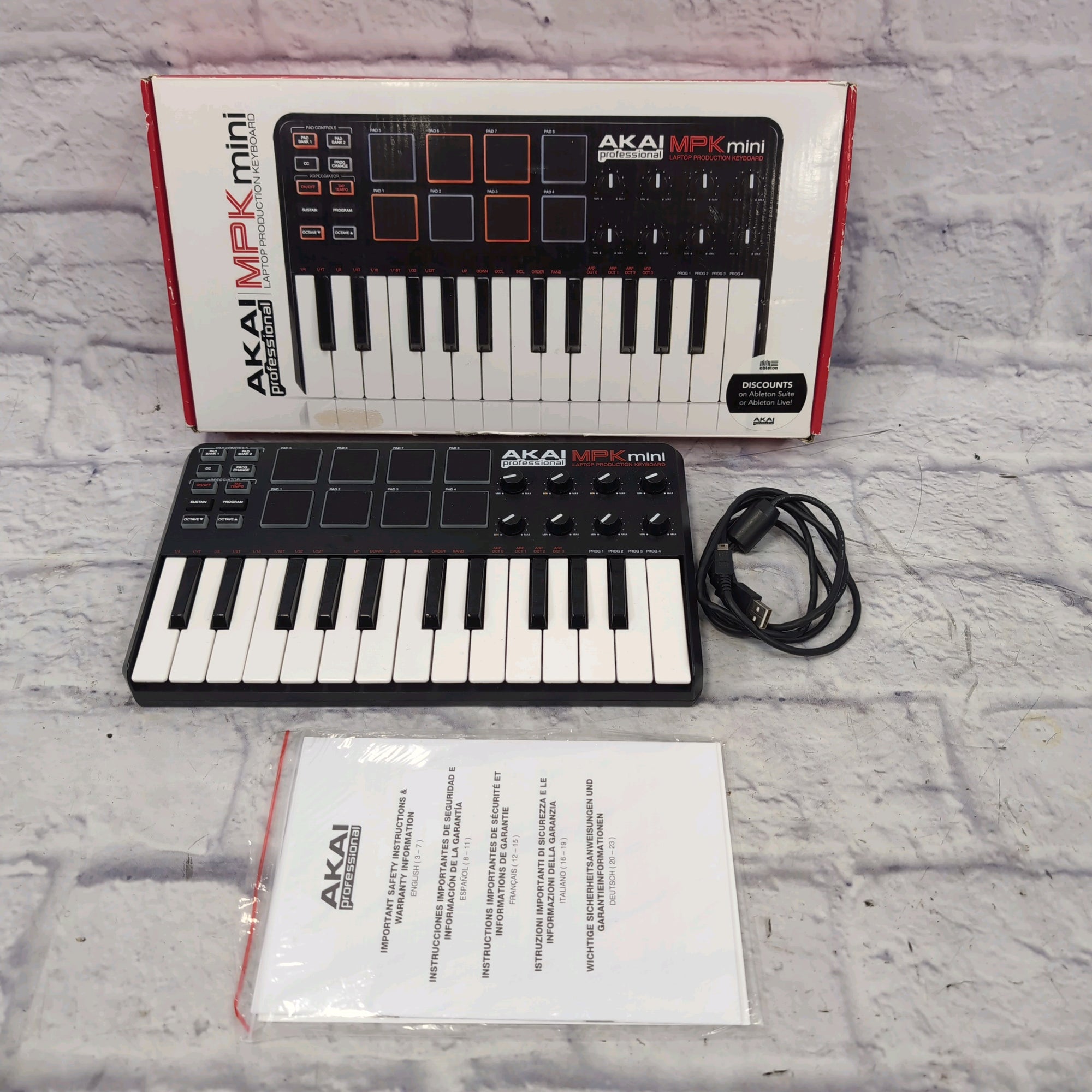 Akai MPK Mini mk1 USB Controller