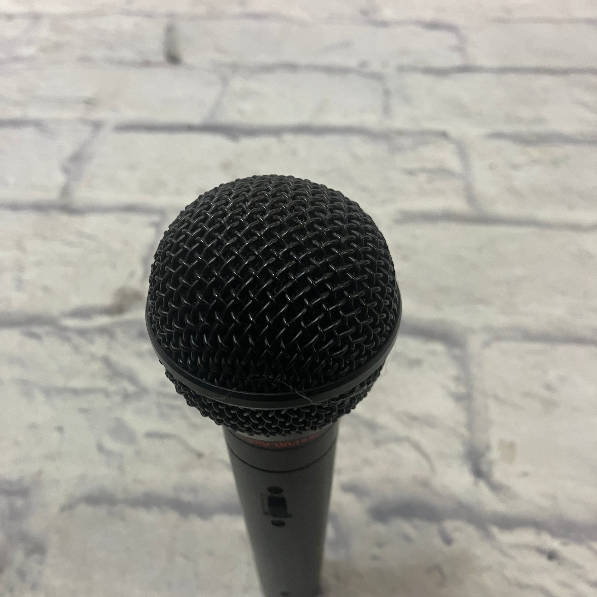 Audio-Technica Pro4H Dynamic Microphone