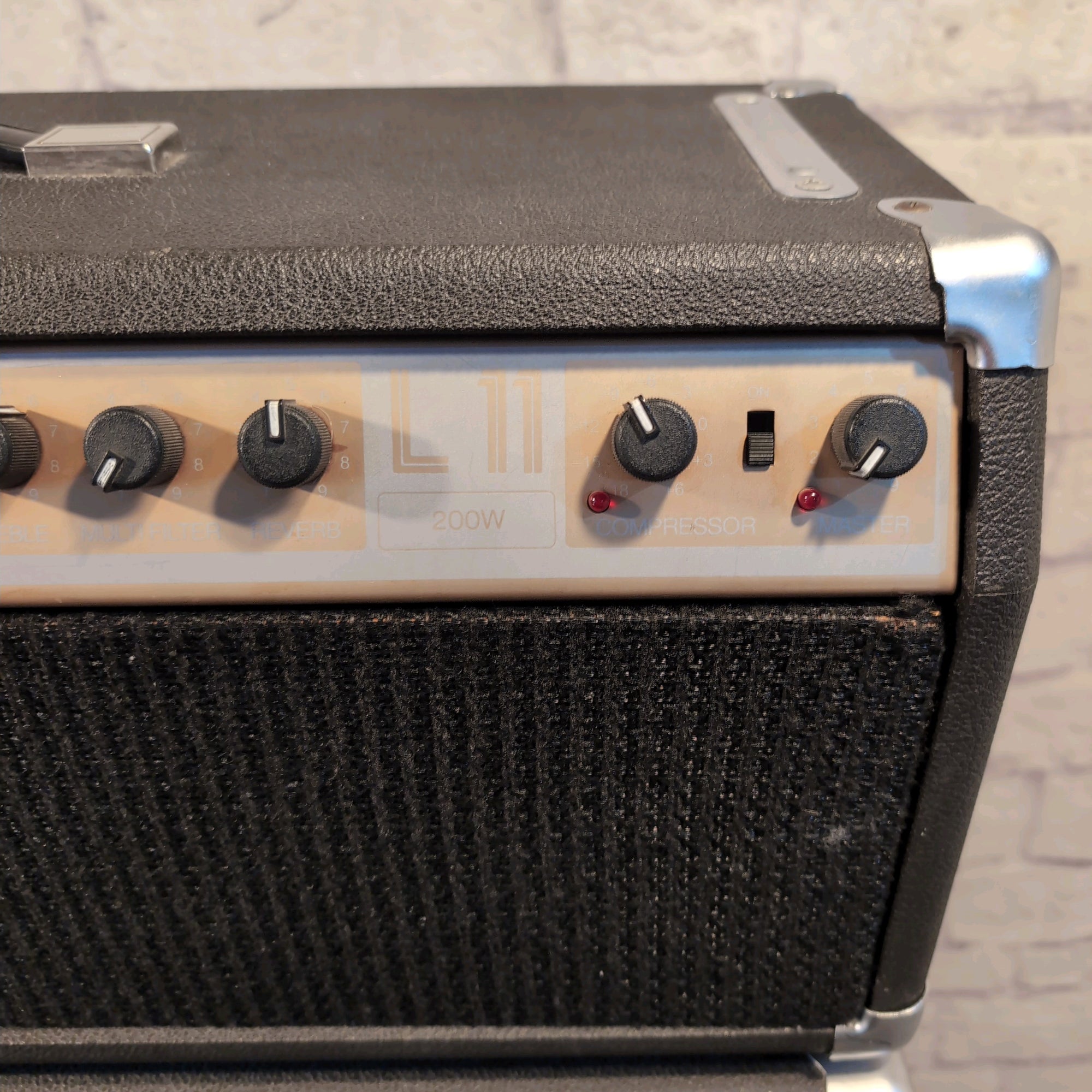 Lab Series - L11 - 200 Watt Solid State Guitar Amp Head