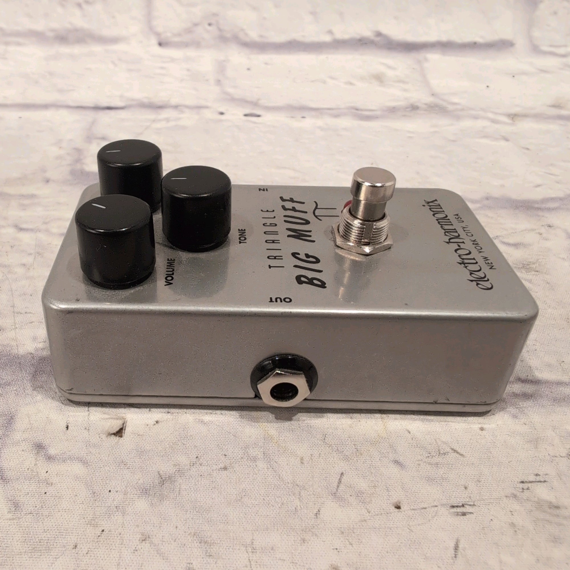 Electro-Harmonix Triangle Big Muff Reissue Fuzz Pedal