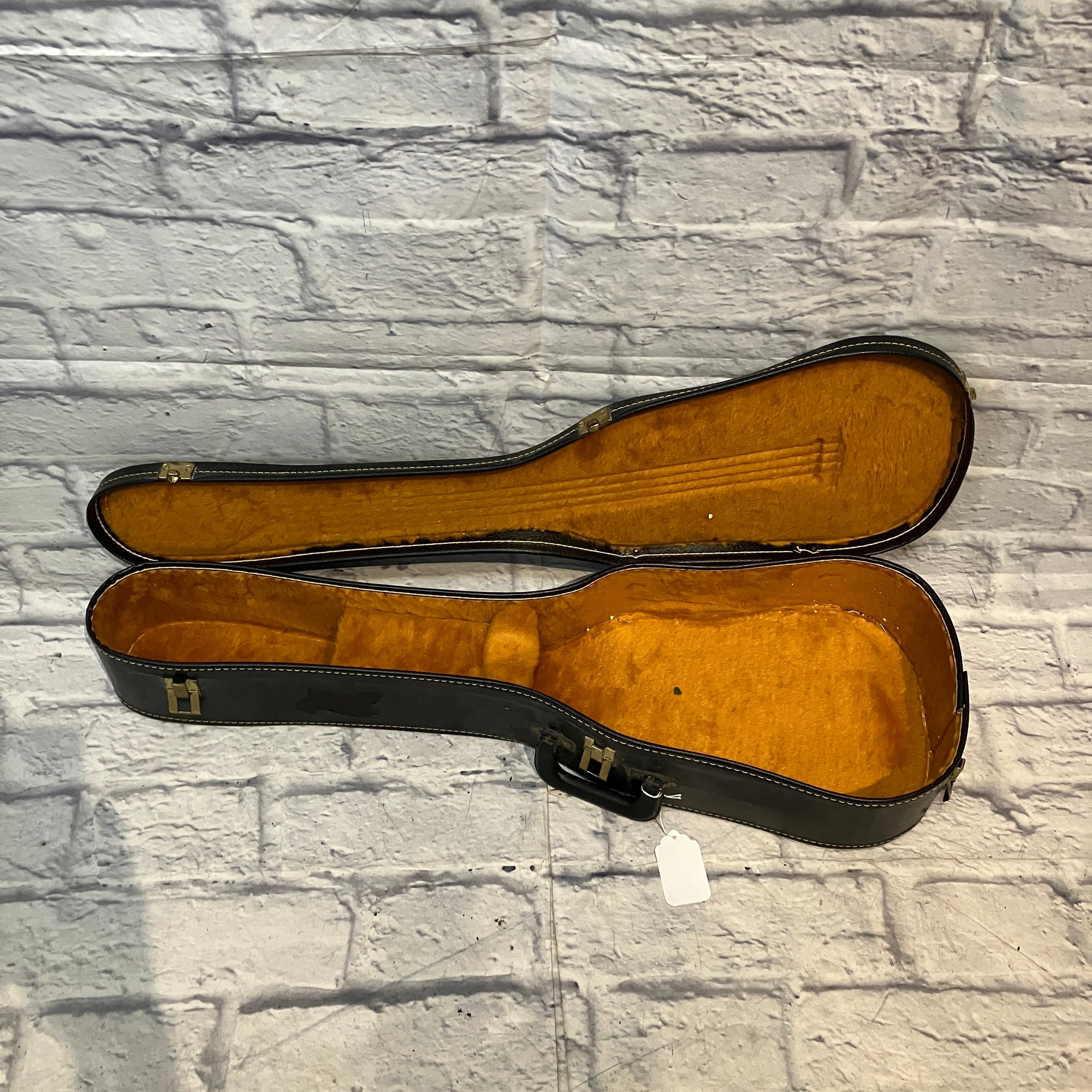 Mitchell MUB-70S Baritone Ukulele w/ case