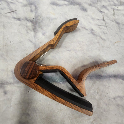 Unknown Wood Grain Capo