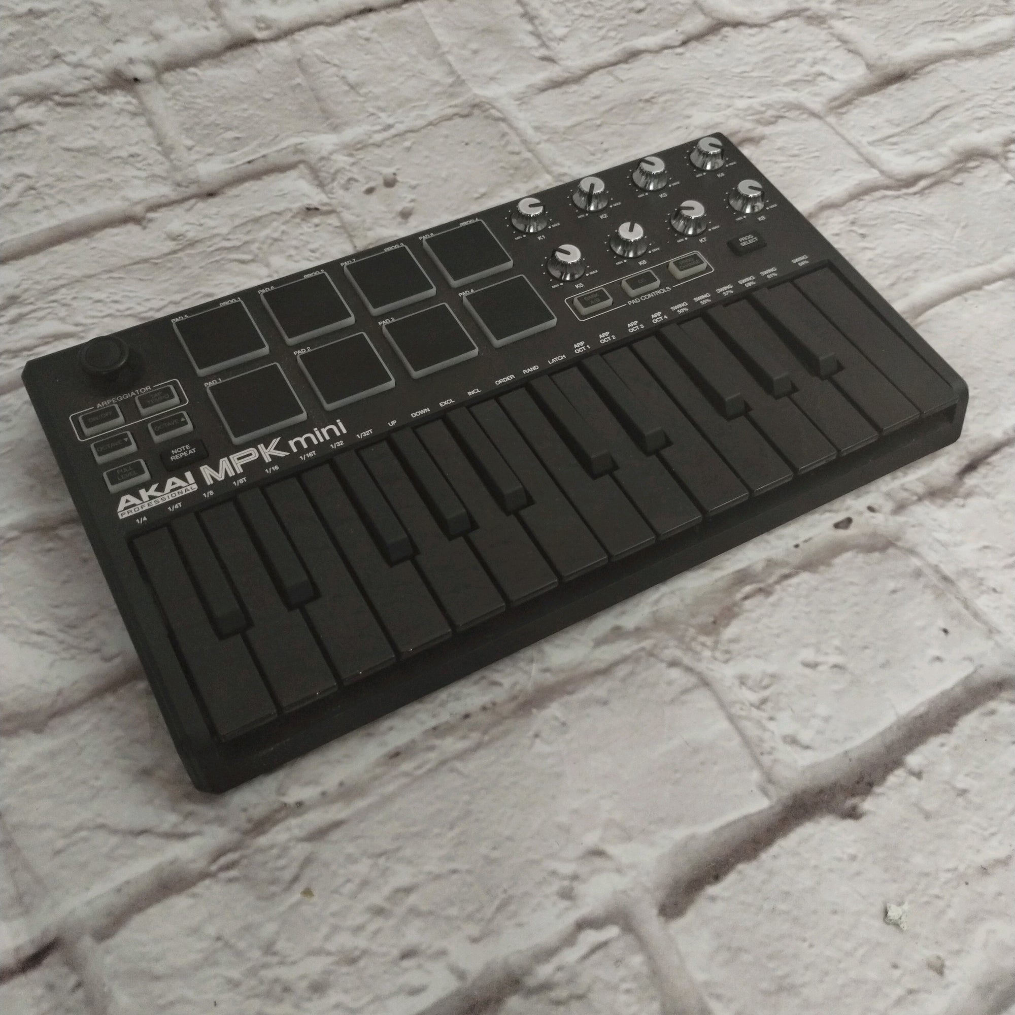 Akai MPK Mini Black Midi Controller