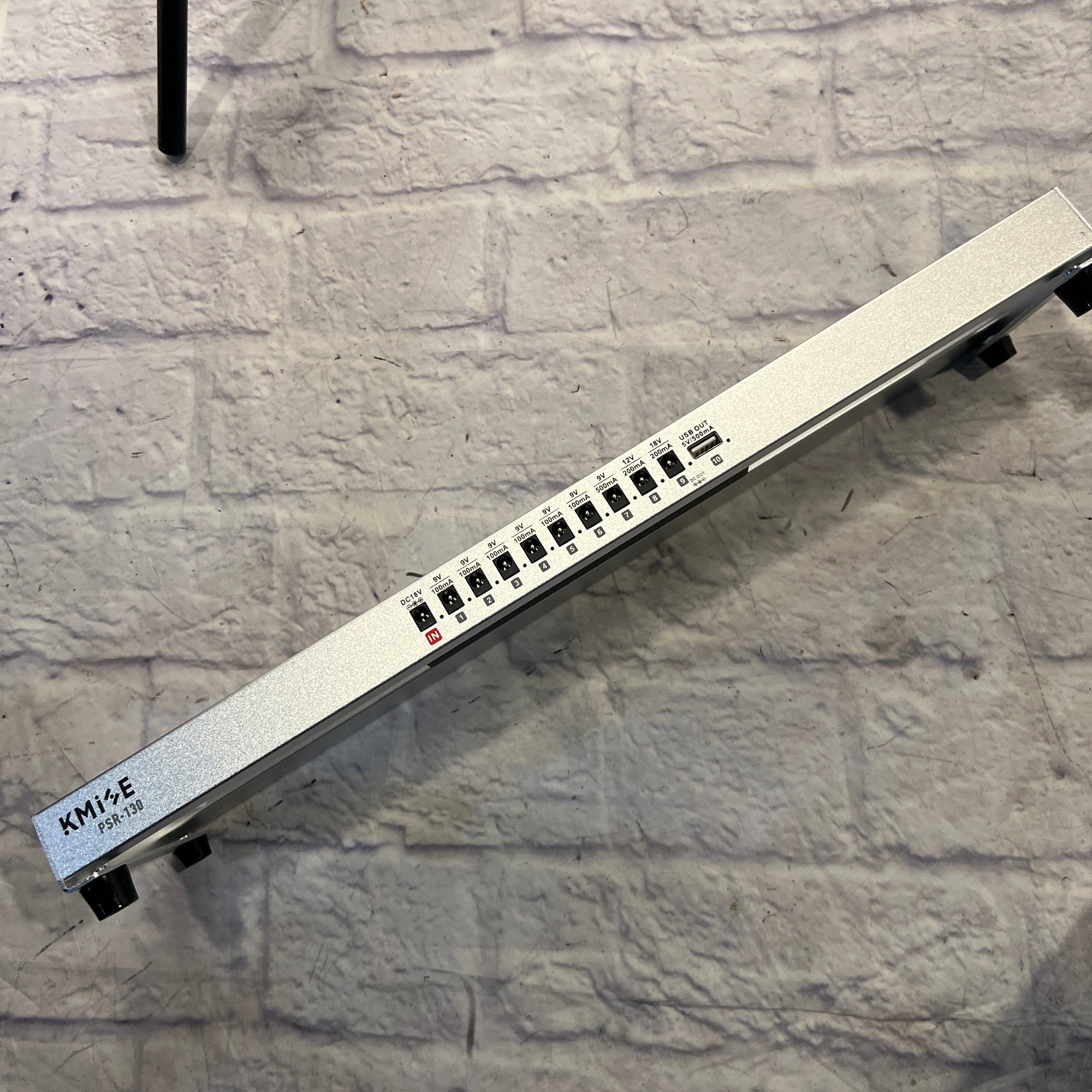 Kmise Pedalboard with DC Core 10 + USB Power Supply