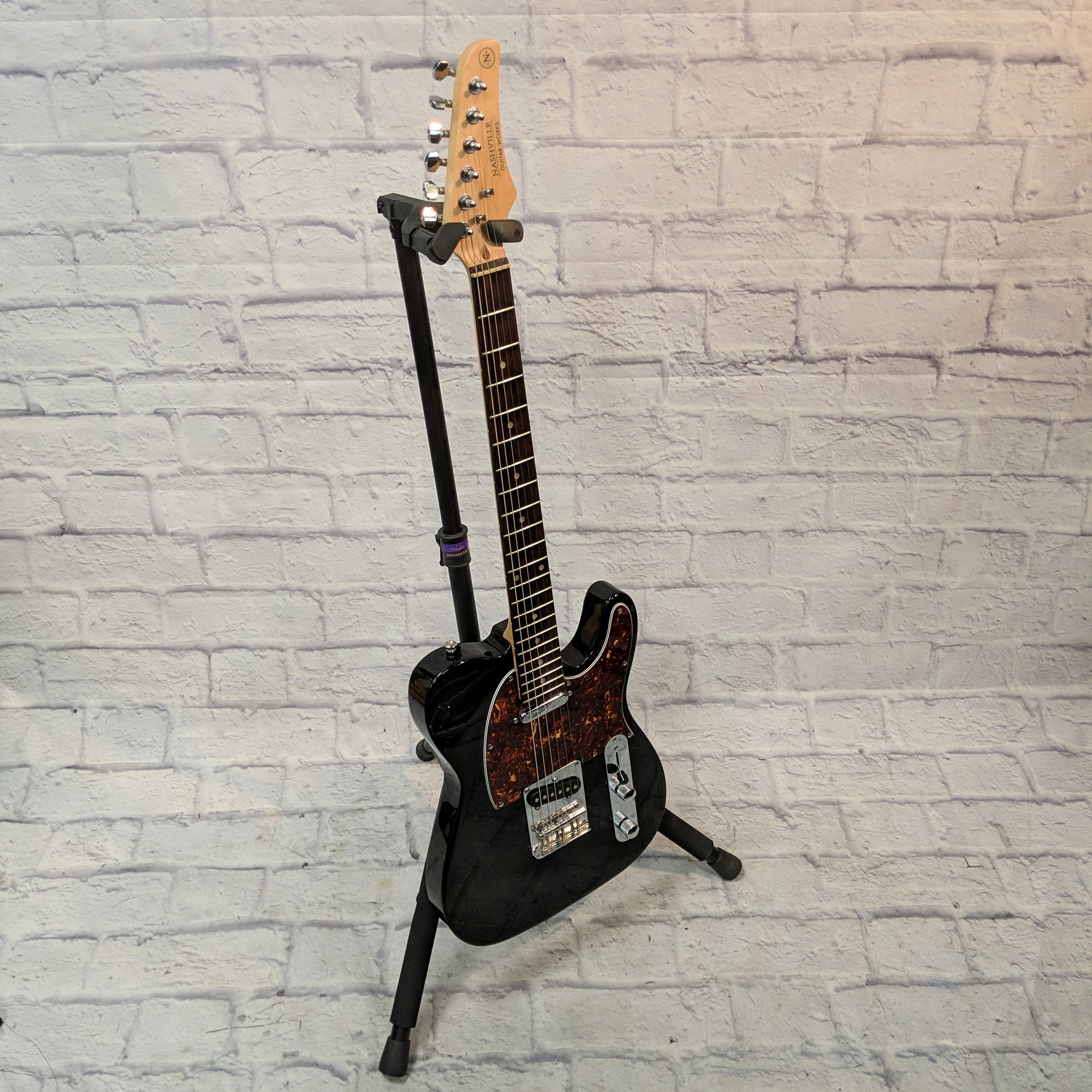 Nashville Guitar Works NGW 120BK Electric Guitar