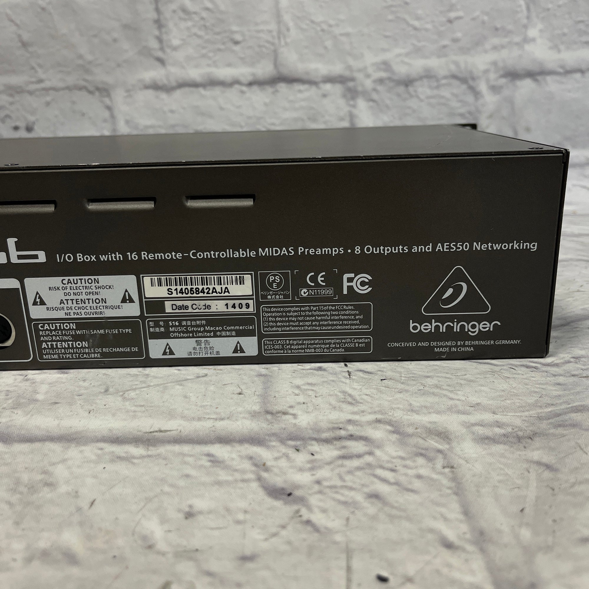 Behringer S16 I/O Box with Midas Preamps