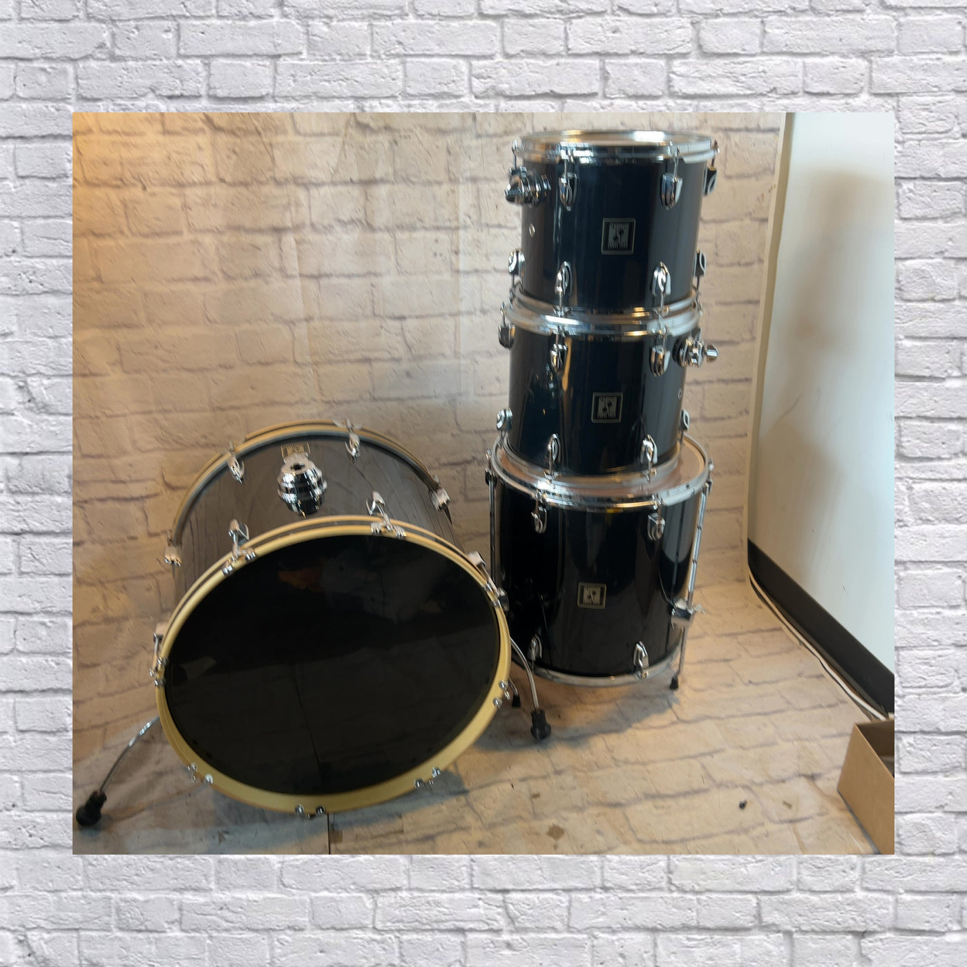 Sonor Force 1003 4pc Black Drum Kit