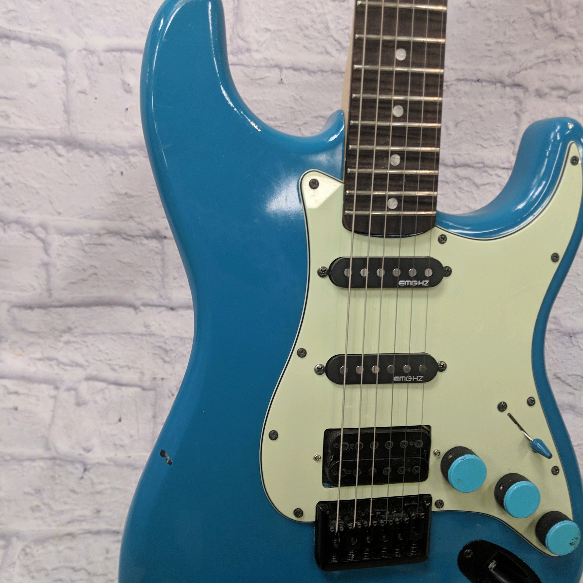Squier Modified Stratocaster Refinished EMGs Scalloped