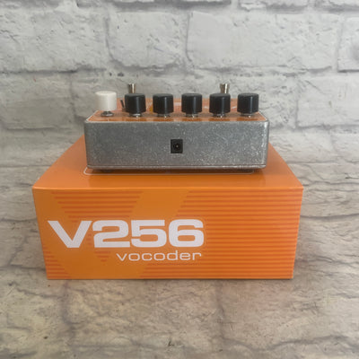 Electro-Harmonix V256 Vocoder (Vocoderd2) Vocal Effect Pedal