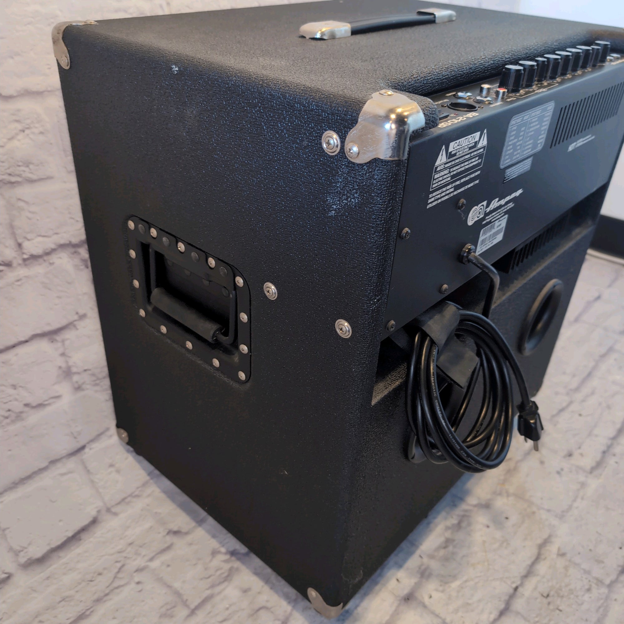 Ampeg BA-210SP 220-Watt 2x10" Bass Combo with Digital Effects