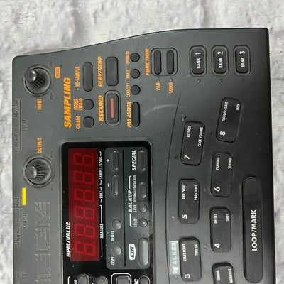 Zoom ST-224