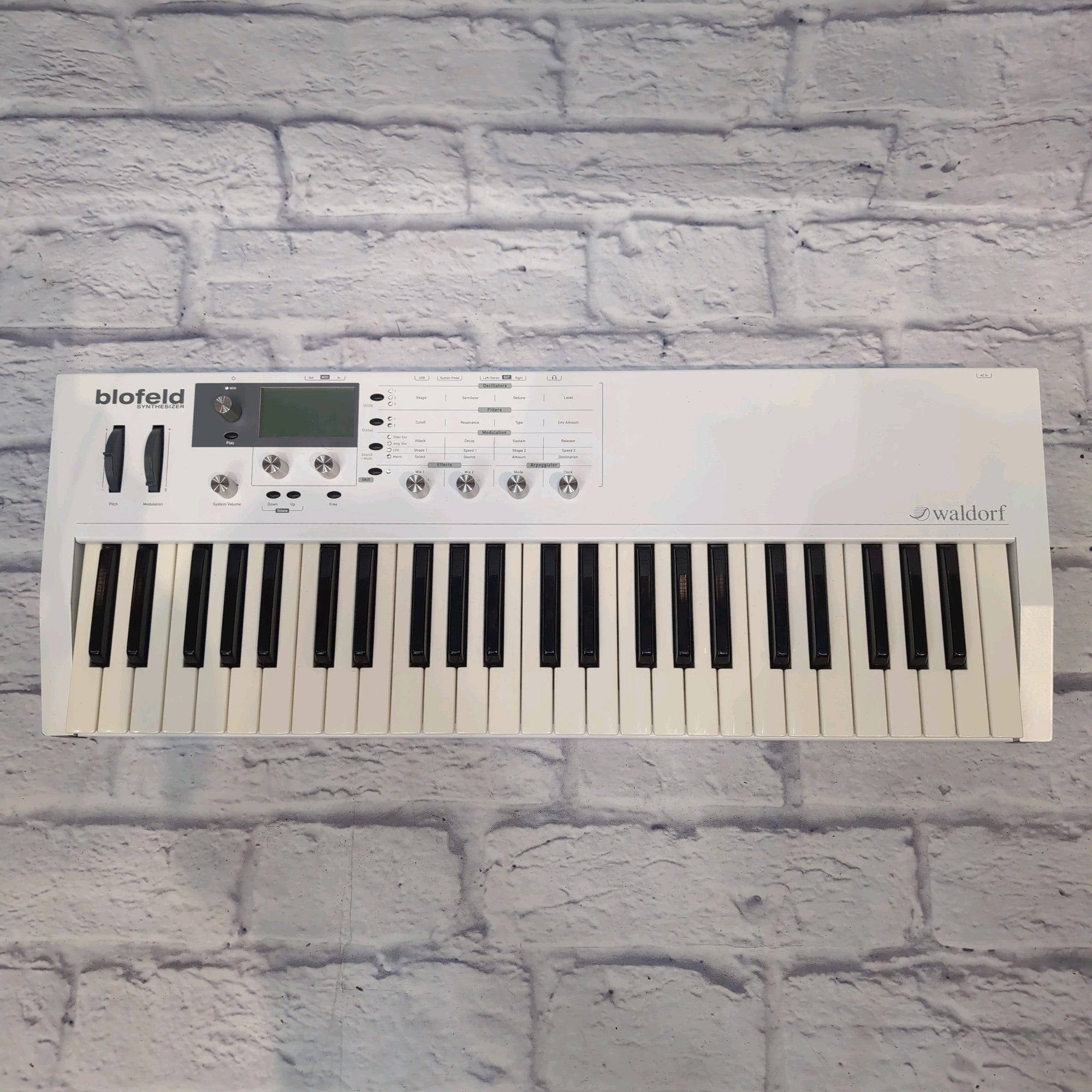 Waldorf Blofeld Synthesizer 49 Key Synthesizer