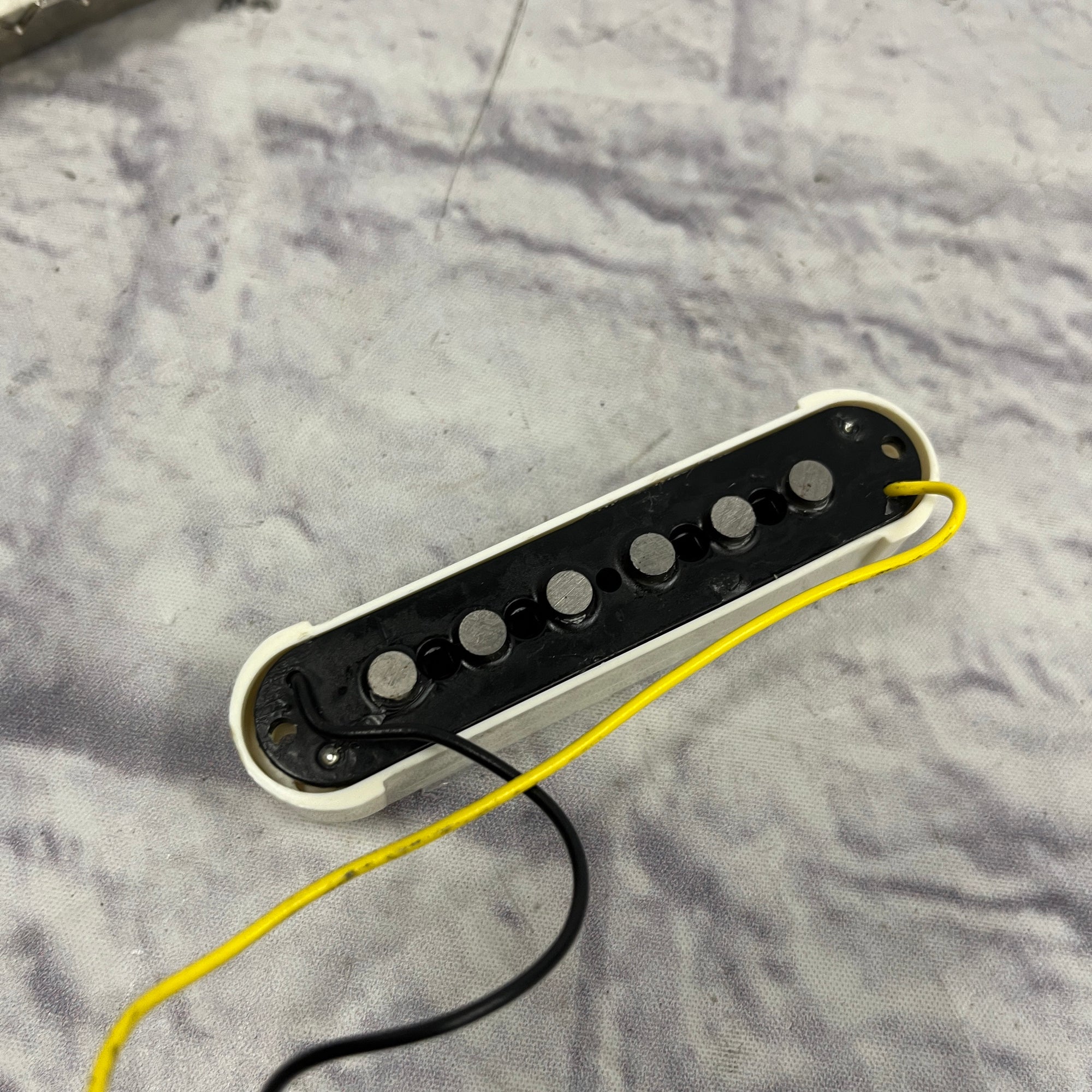 Squier Classic Vibe 70s Jaguar Pickup Set