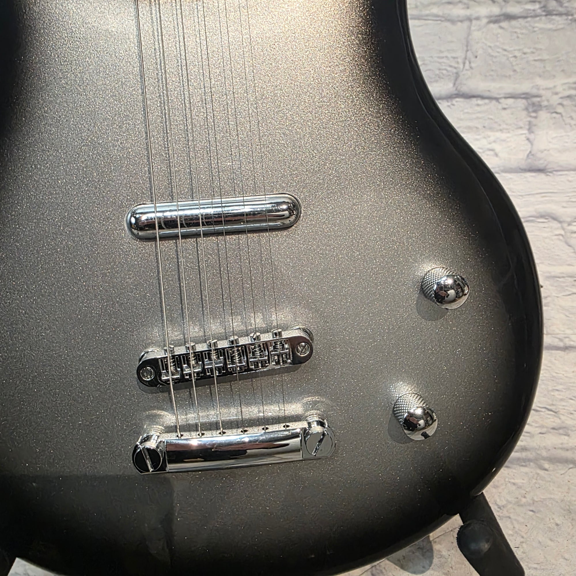 Rafferty Guitars Silver / Black Electric Guitar