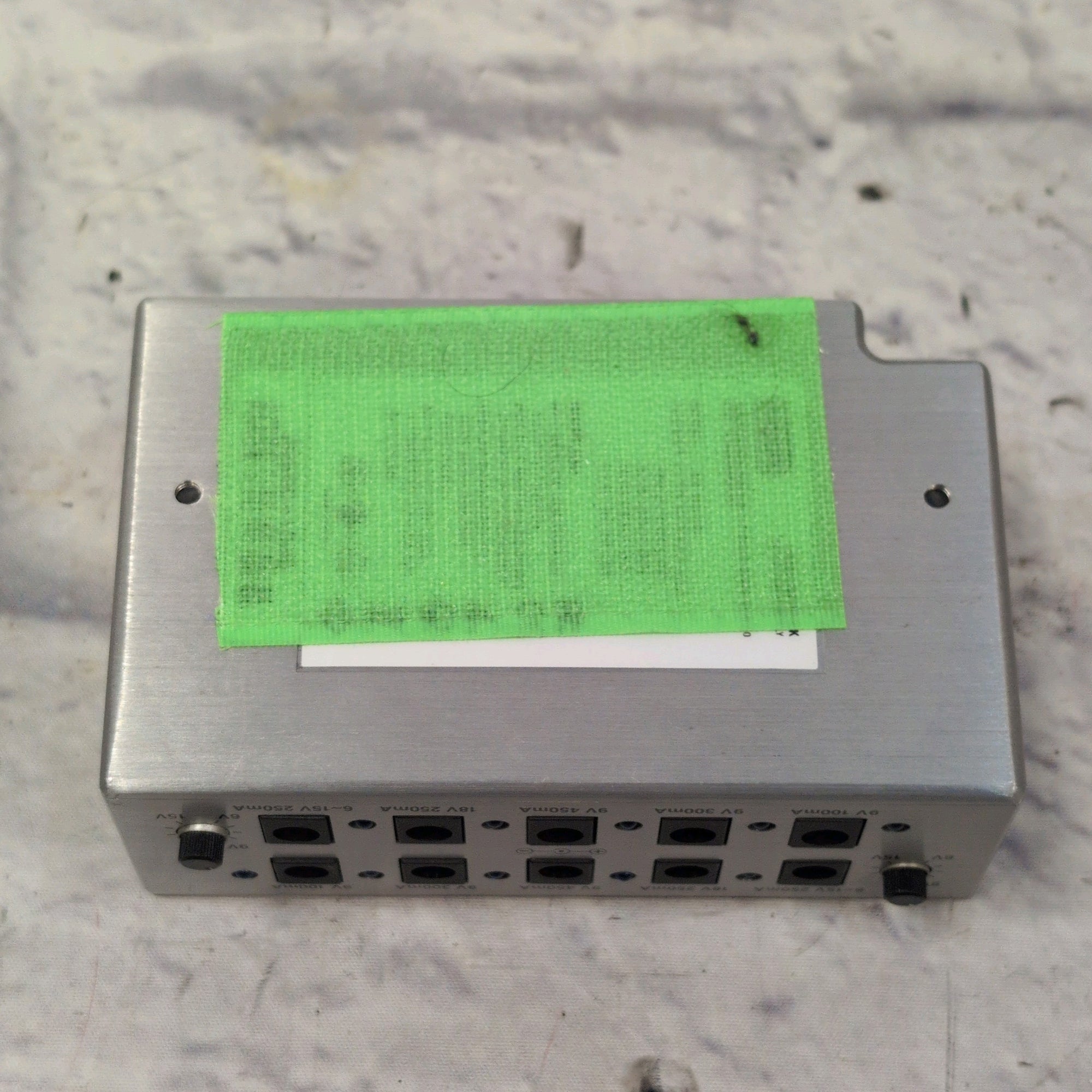 MXR iso-brick Power Supply