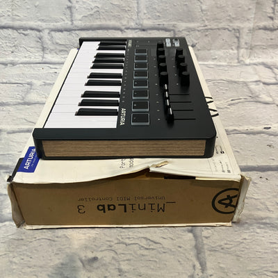 Arturia MiniLab 3 Controller