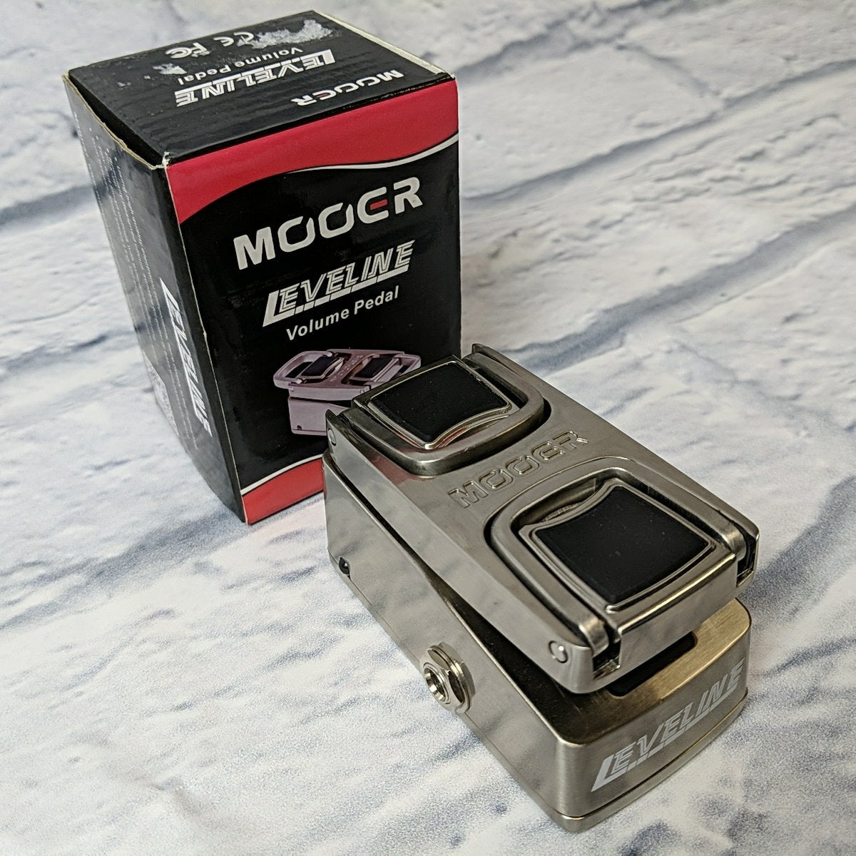 Mooer Leveline Mini Volume Pedal - Evolution Music