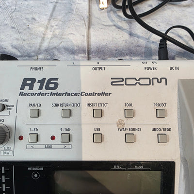 Zoom R16 Audio Interface