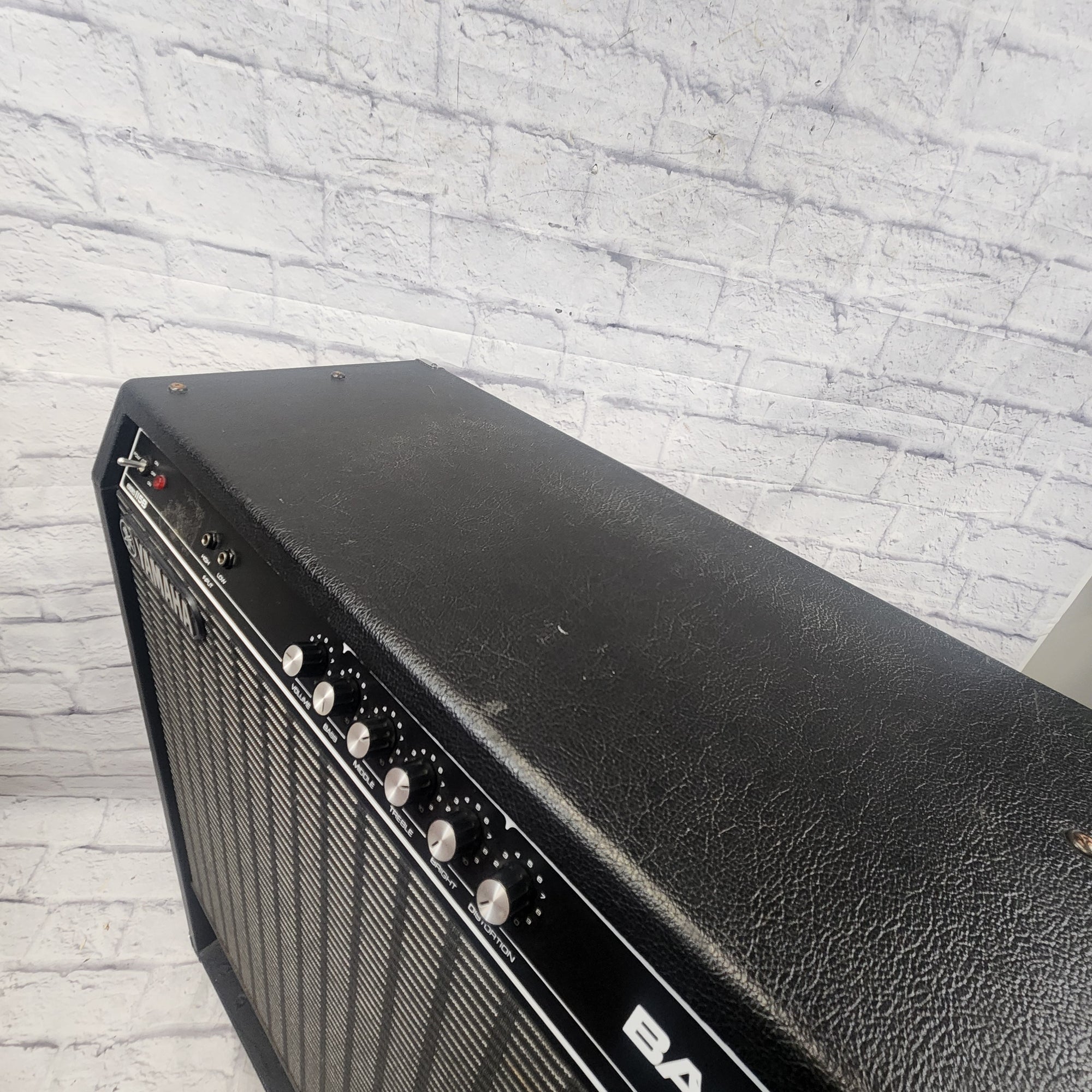 Yamaha Vintage 115B Bass Combo Amp HUGE - Evolution Music