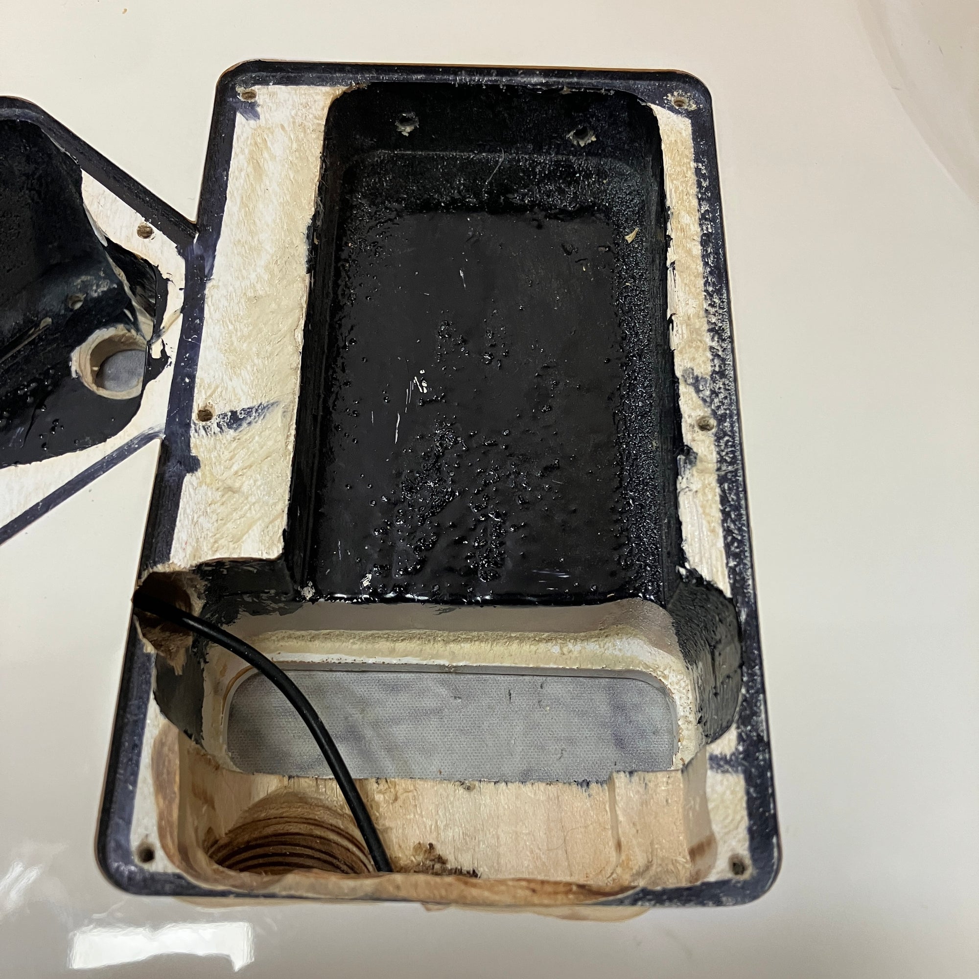 Unknown Cream Stratocaster Styled Electric Guitar Body