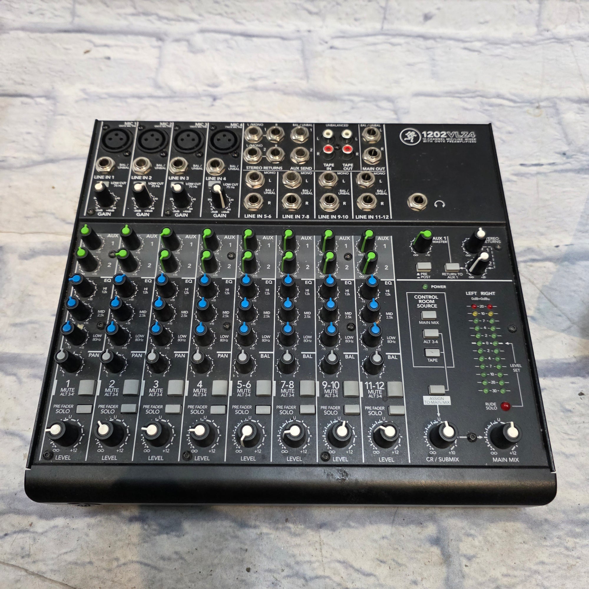 Mackie 1202 VLZ4  Mixer