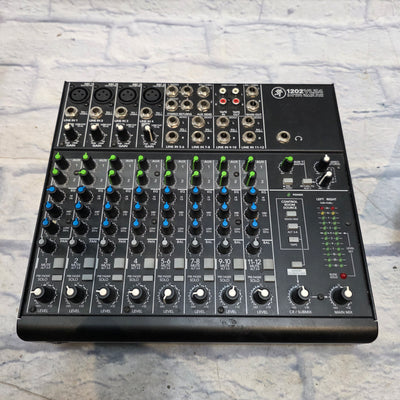 Mackie 1202 VLZ4  Mixer